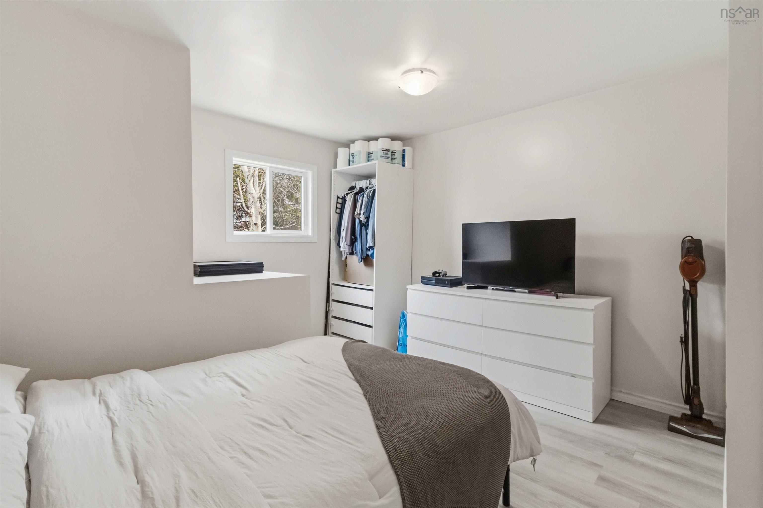 $305,000.00: 8 Faulkner Crescent, Head Of Jeddore