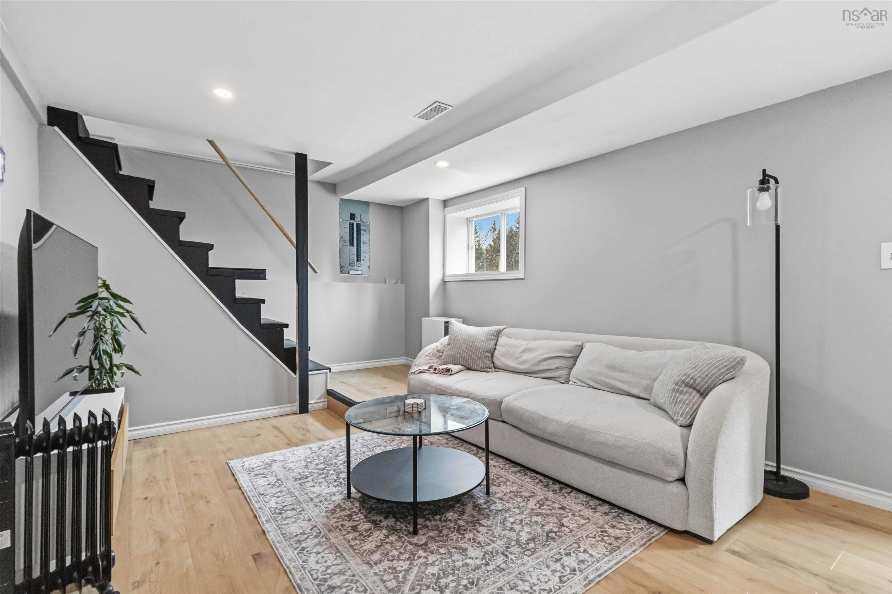 $305,000.00: 8 Faulkner Crescent, Head Of Jeddore