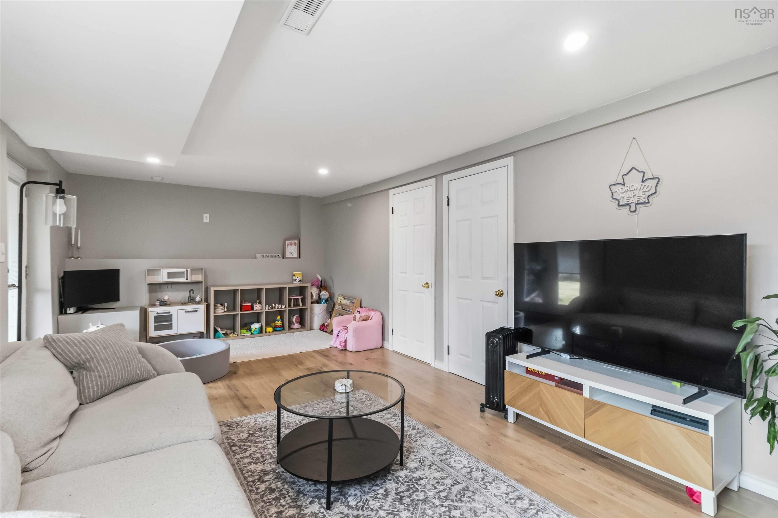 $305,000.00: 8 Faulkner Crescent, Head Of Jeddore