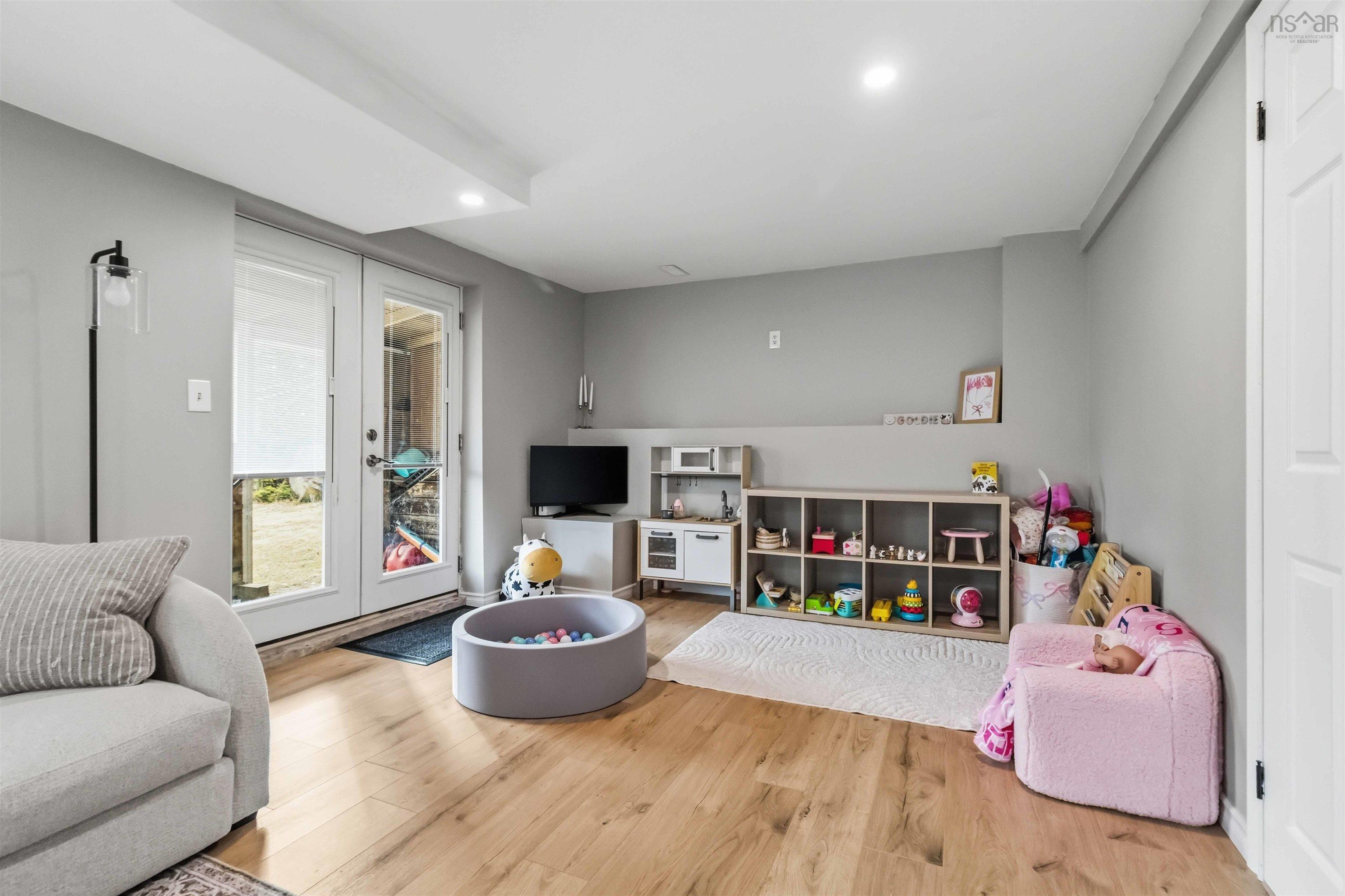 $305,000.00: 8 Faulkner Crescent, Head Of Jeddore