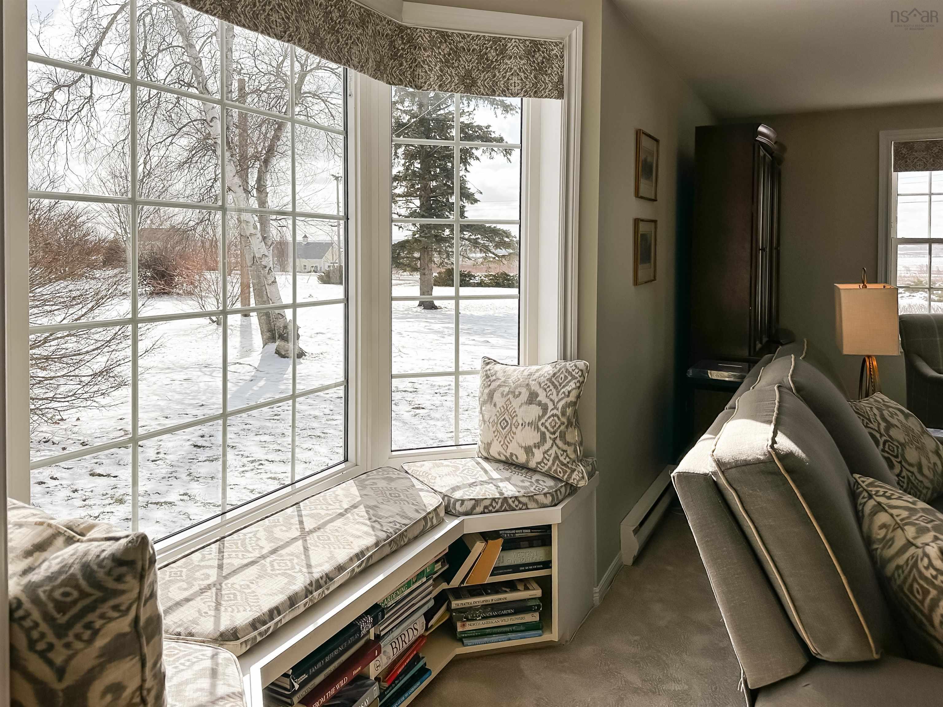 $749,900.00: 567 Canard Street, Lower Canard