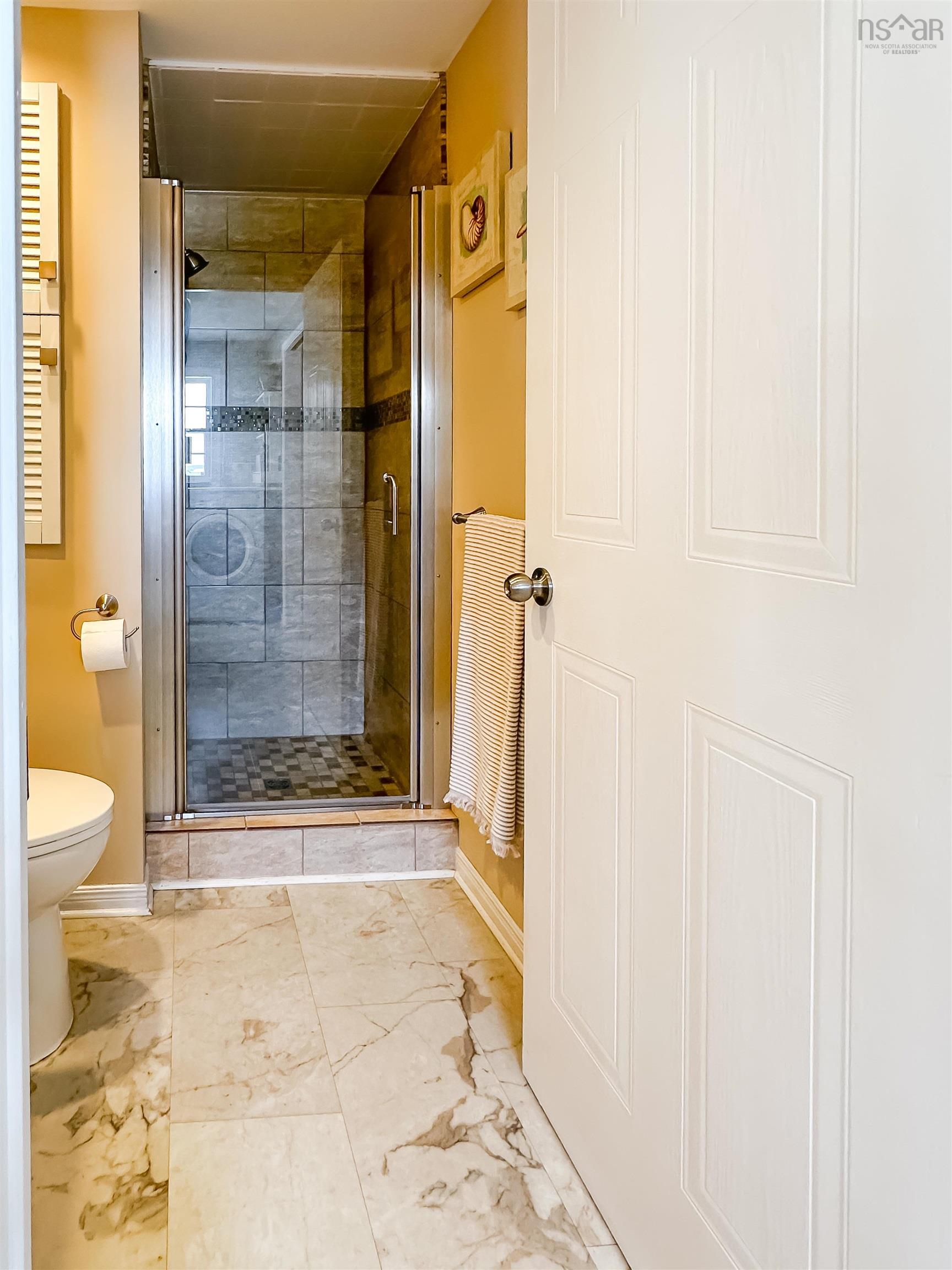 $749,900.00: 567 Canard Street, Lower Canard