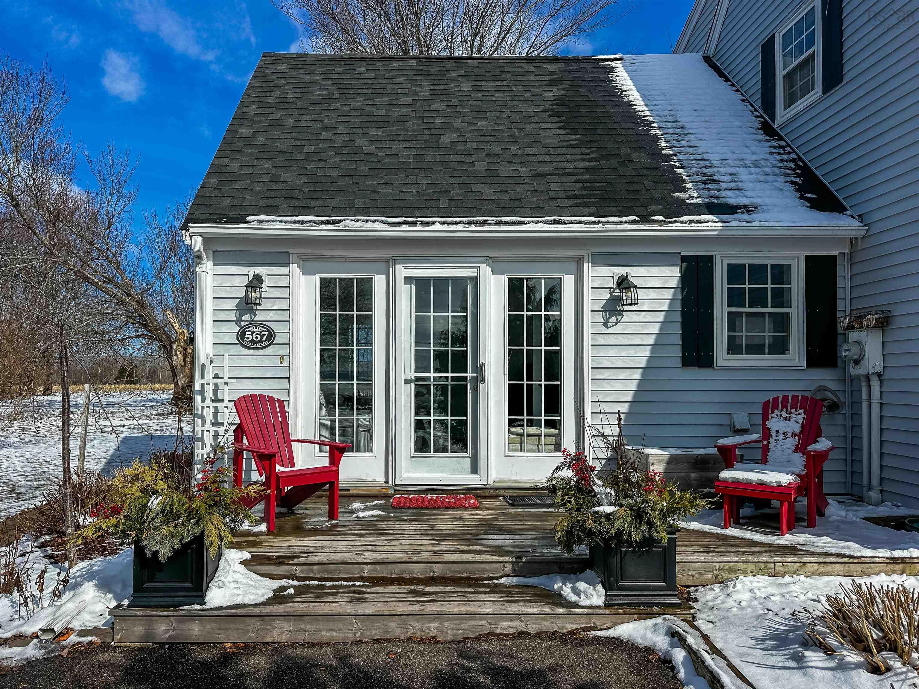 $749,900.00: 567 Canard Street, Lower Canard