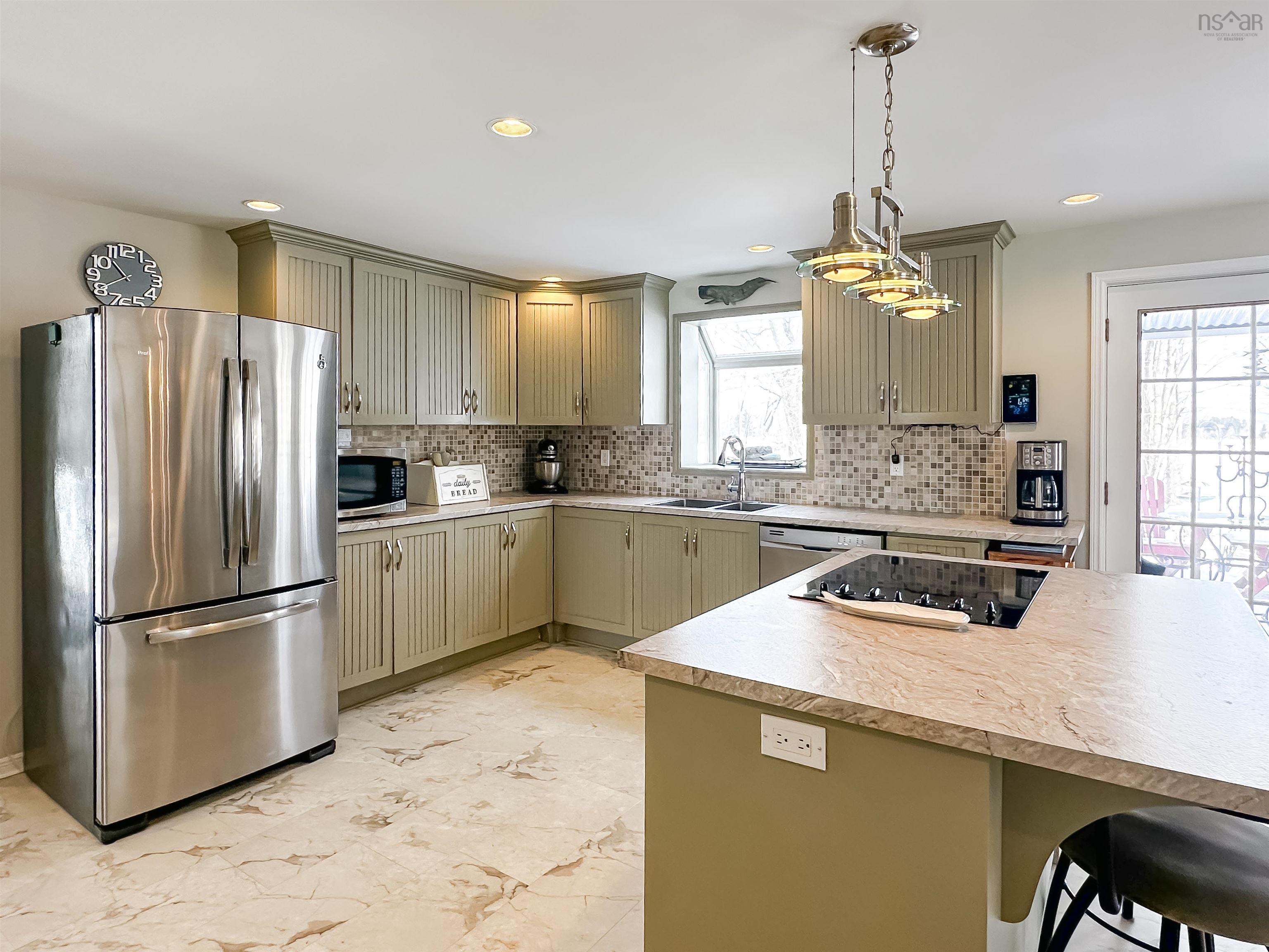 $749,900.00: 567 Canard Street, Lower Canard