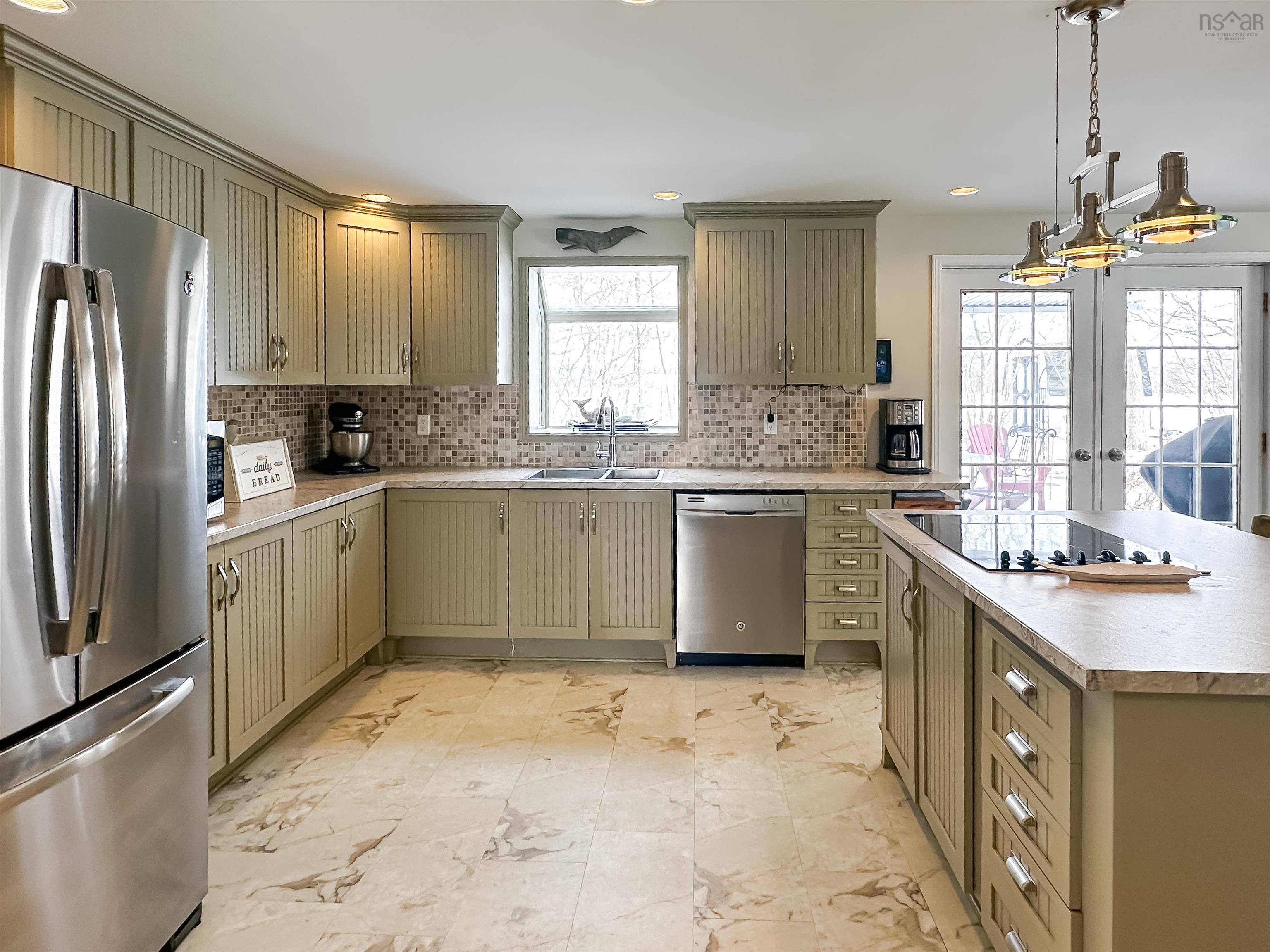 $749,900.00: 567 Canard Street, Lower Canard