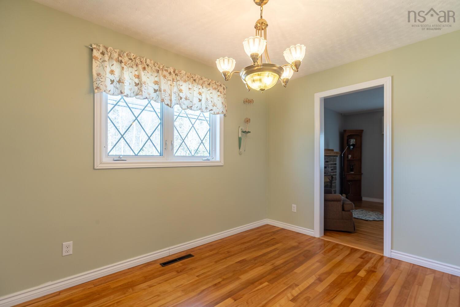 $524,900.00: 1 Juniper Crescent, Leiblin Park