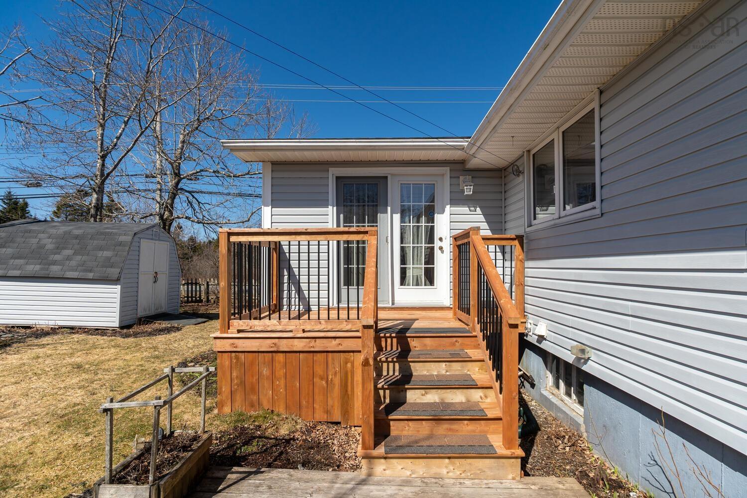 $524,900.00: 1 Juniper Crescent, Leiblin Park