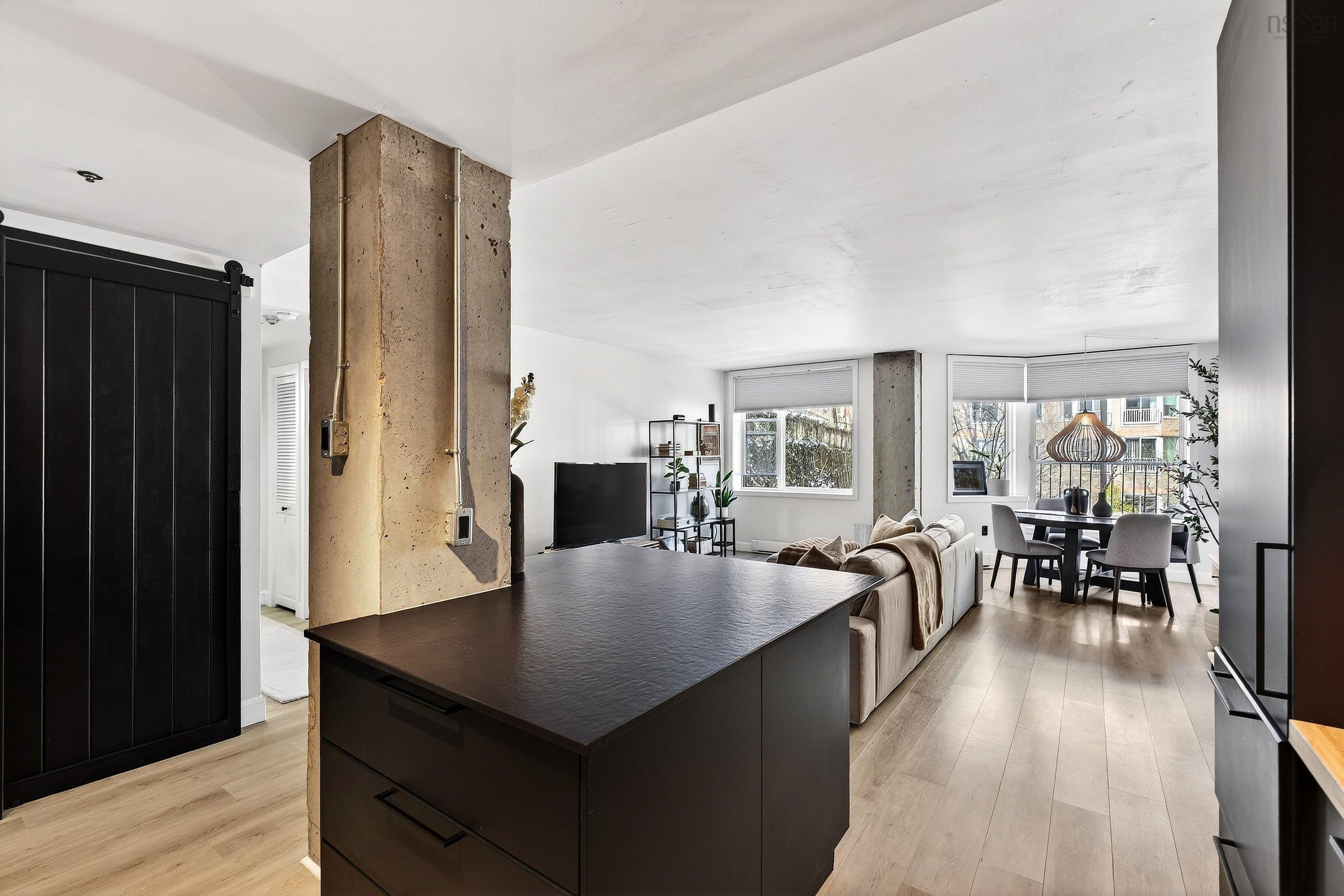 $465,000.00: 214 1326 Lower Water Street, Halifax