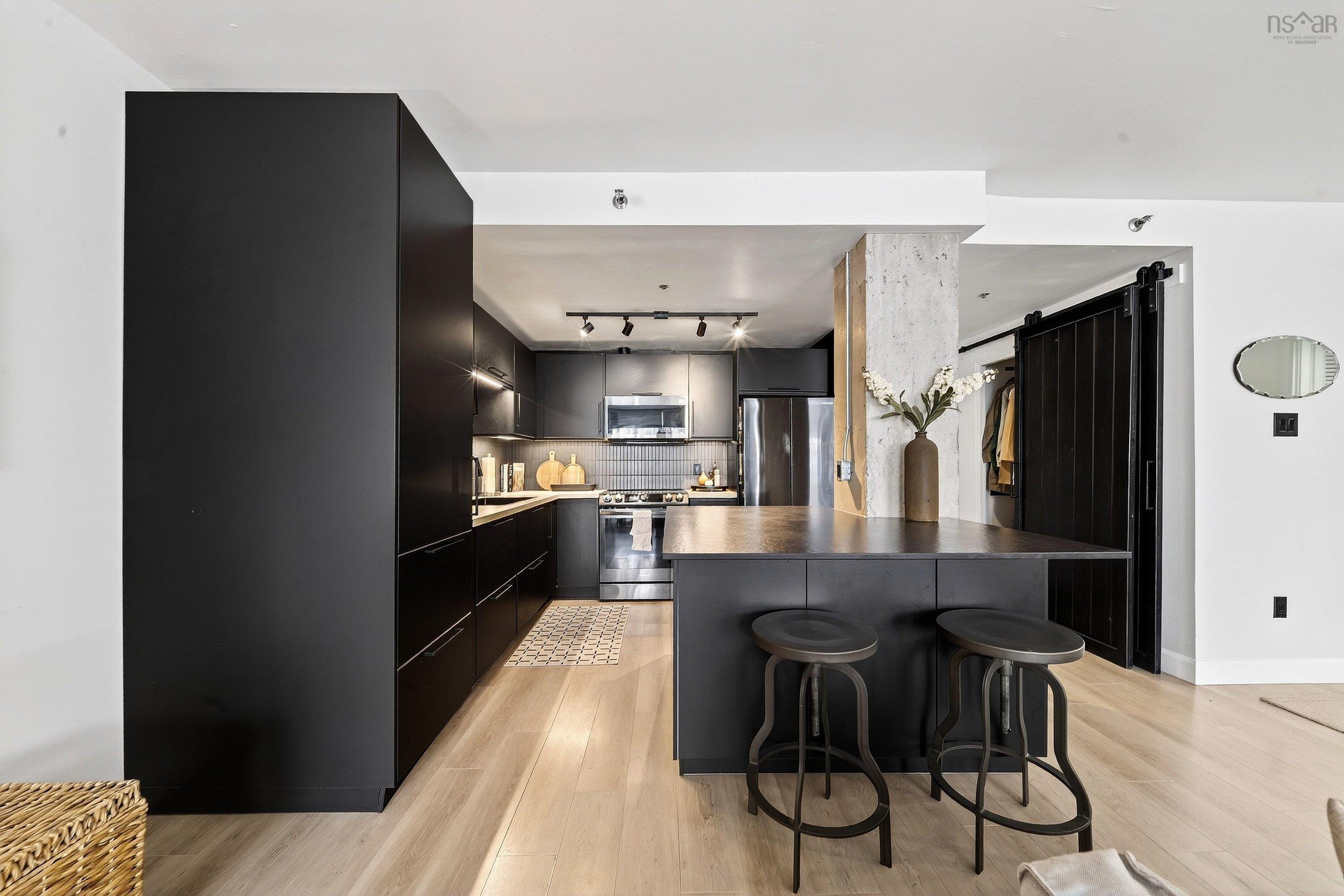 $465,000.00: 214 1326 Lower Water Street, Halifax