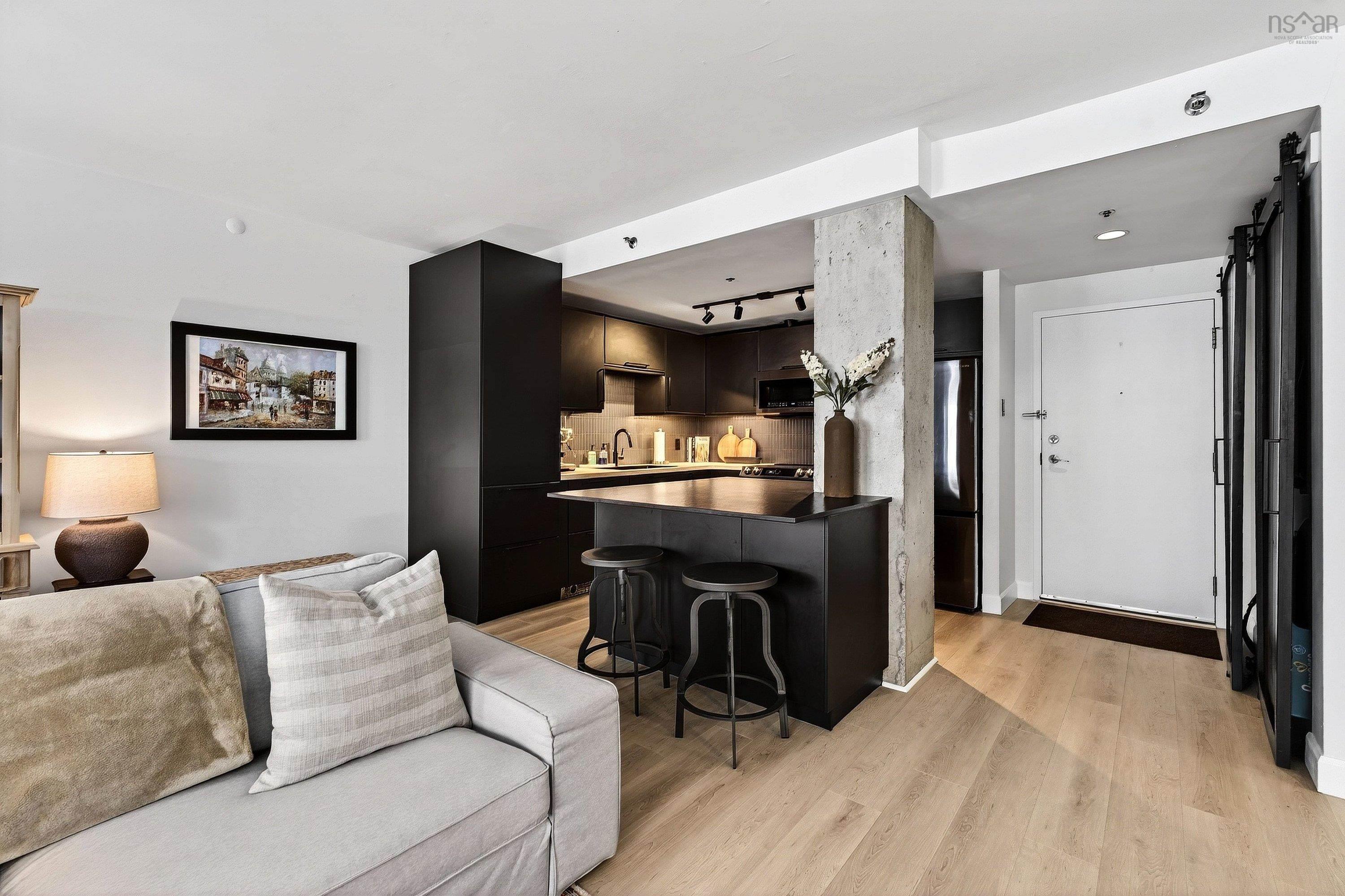 $465,000.00: 214 1326 Lower Water Street, Halifax