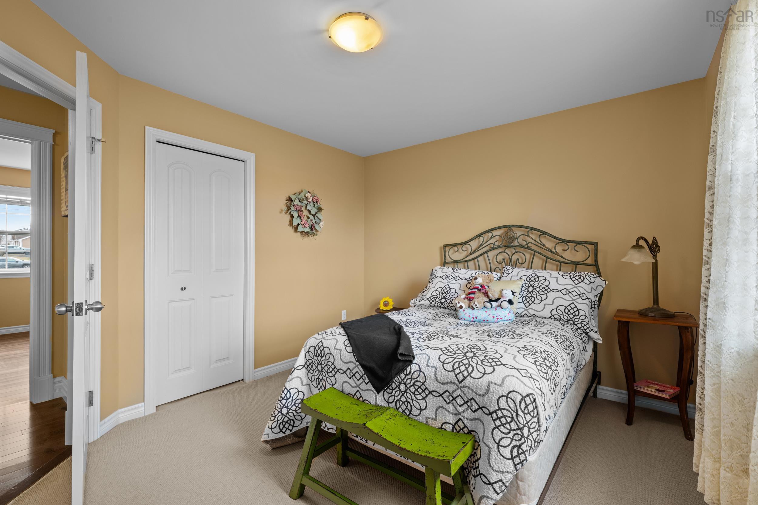 $629,900.00: 2 Golden Eagle Drive, North Kentville