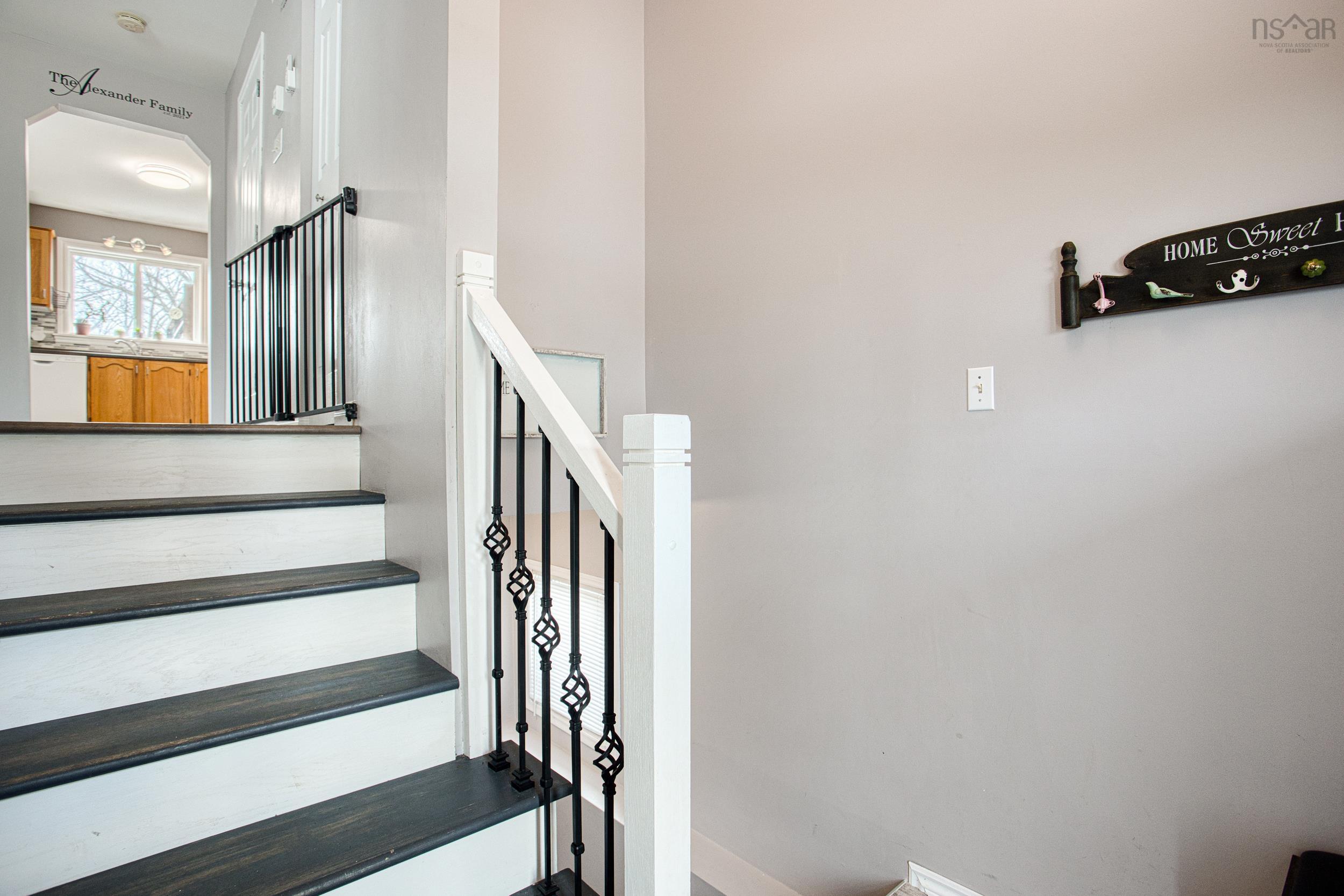 $449,900.00: 33 Florence Place Court, Lower Sackville