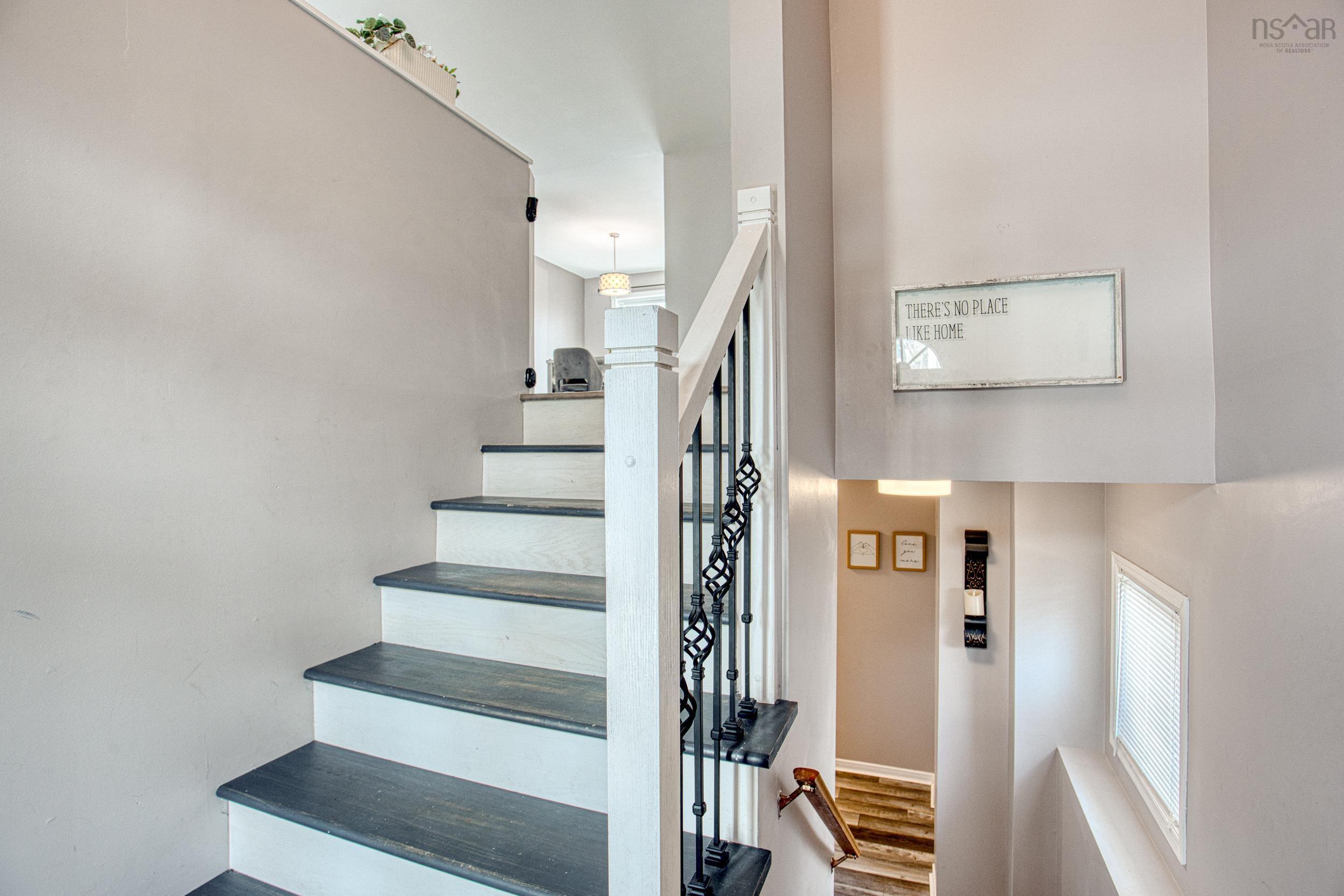 $449,900.00: 33 Florence Place Court, Lower Sackville