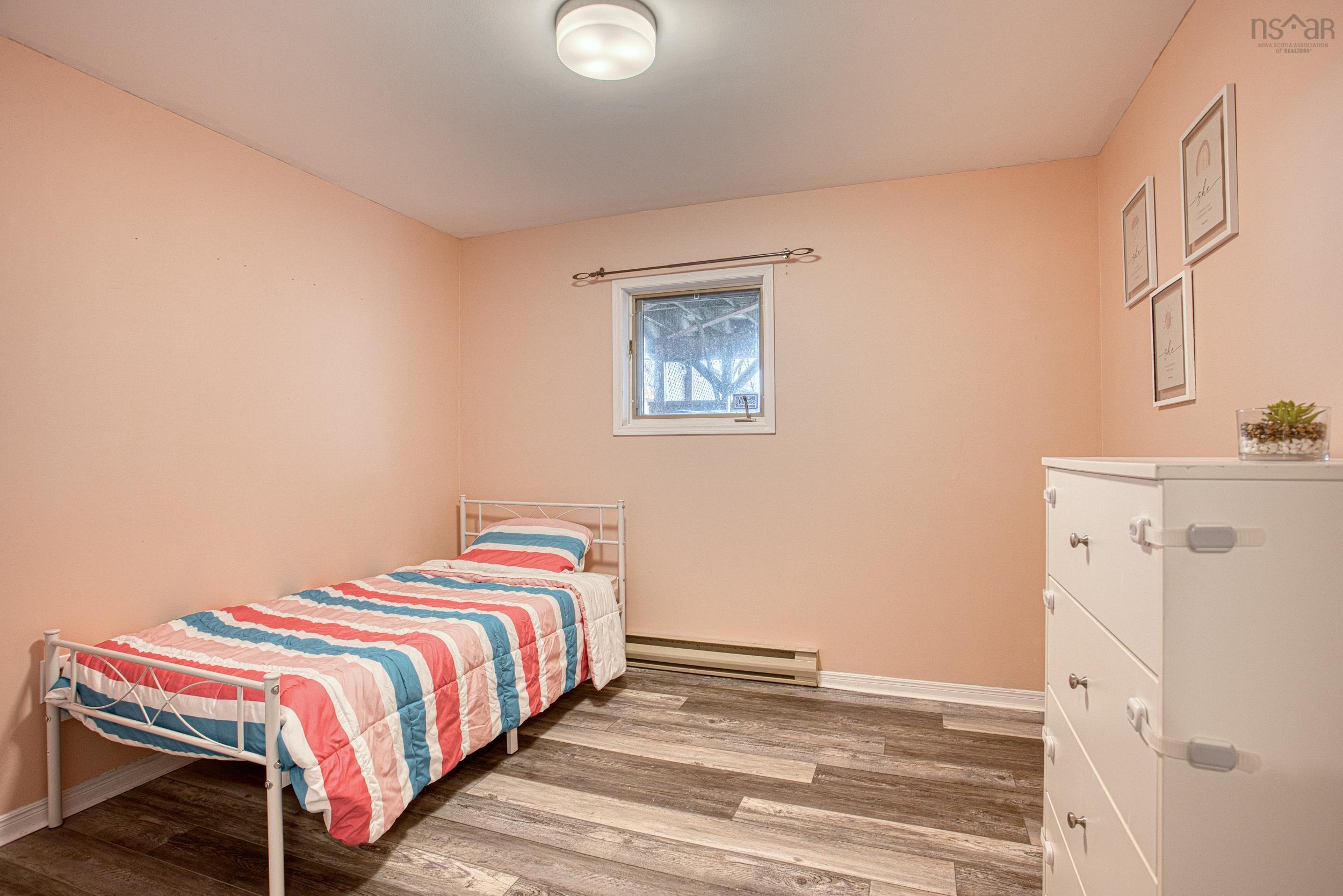 $449,900.00: 33 Florence Place Court, Lower Sackville