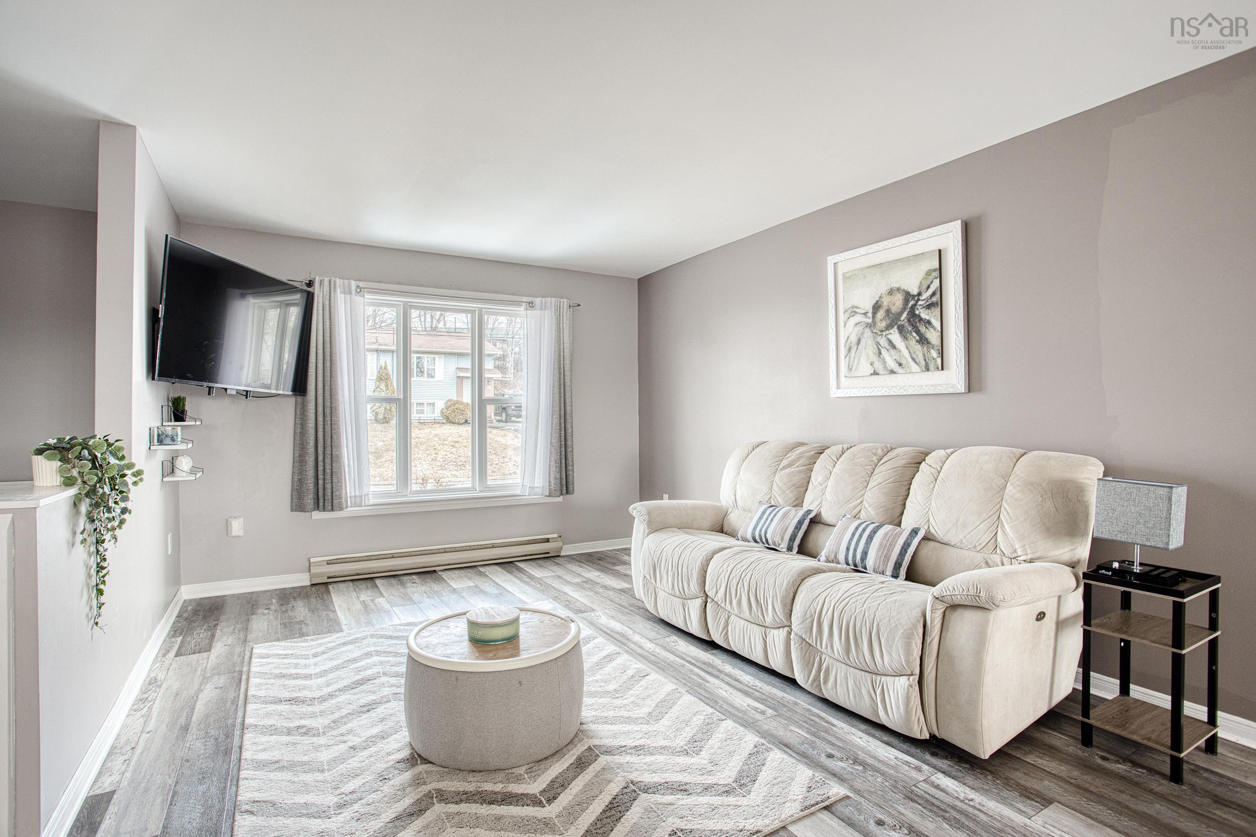 $449,900.00: 33 Florence Place Court, Lower Sackville