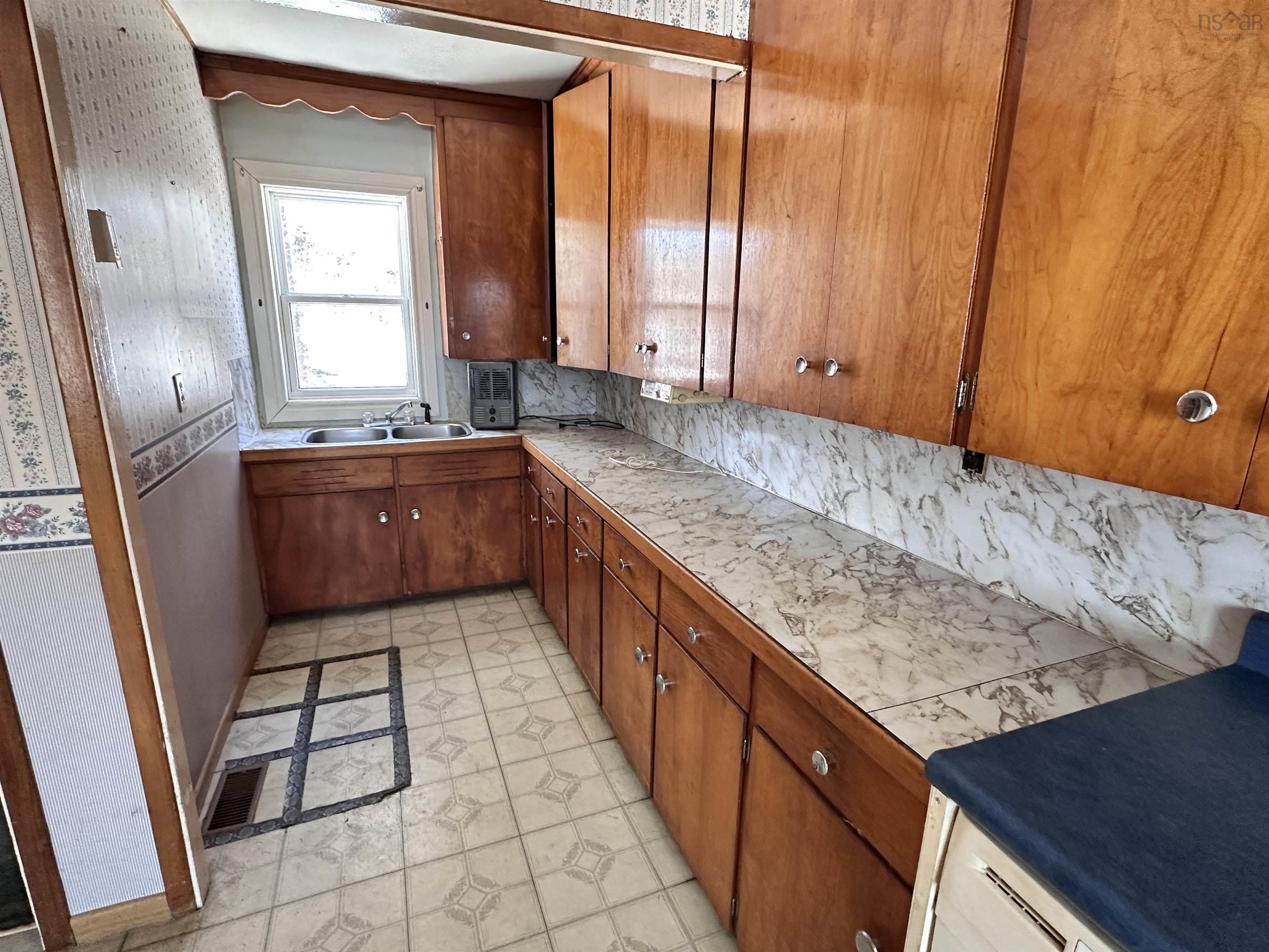 $143,000.00: 131 Old Meeting House Road, Beach Meadows