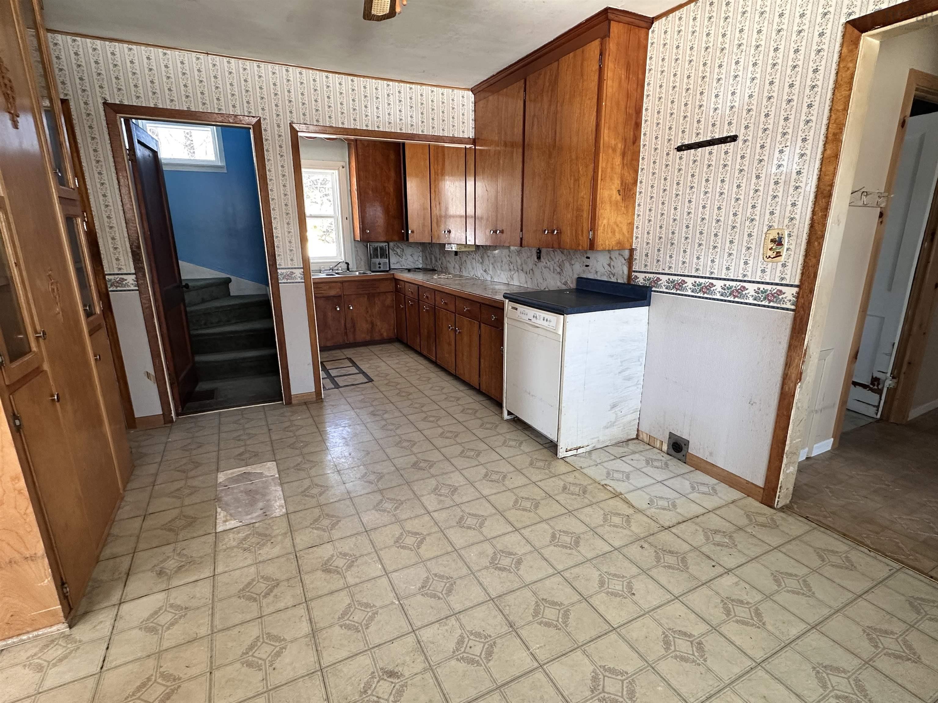 $143,000.00: 131 Old Meeting House Road, Beach Meadows