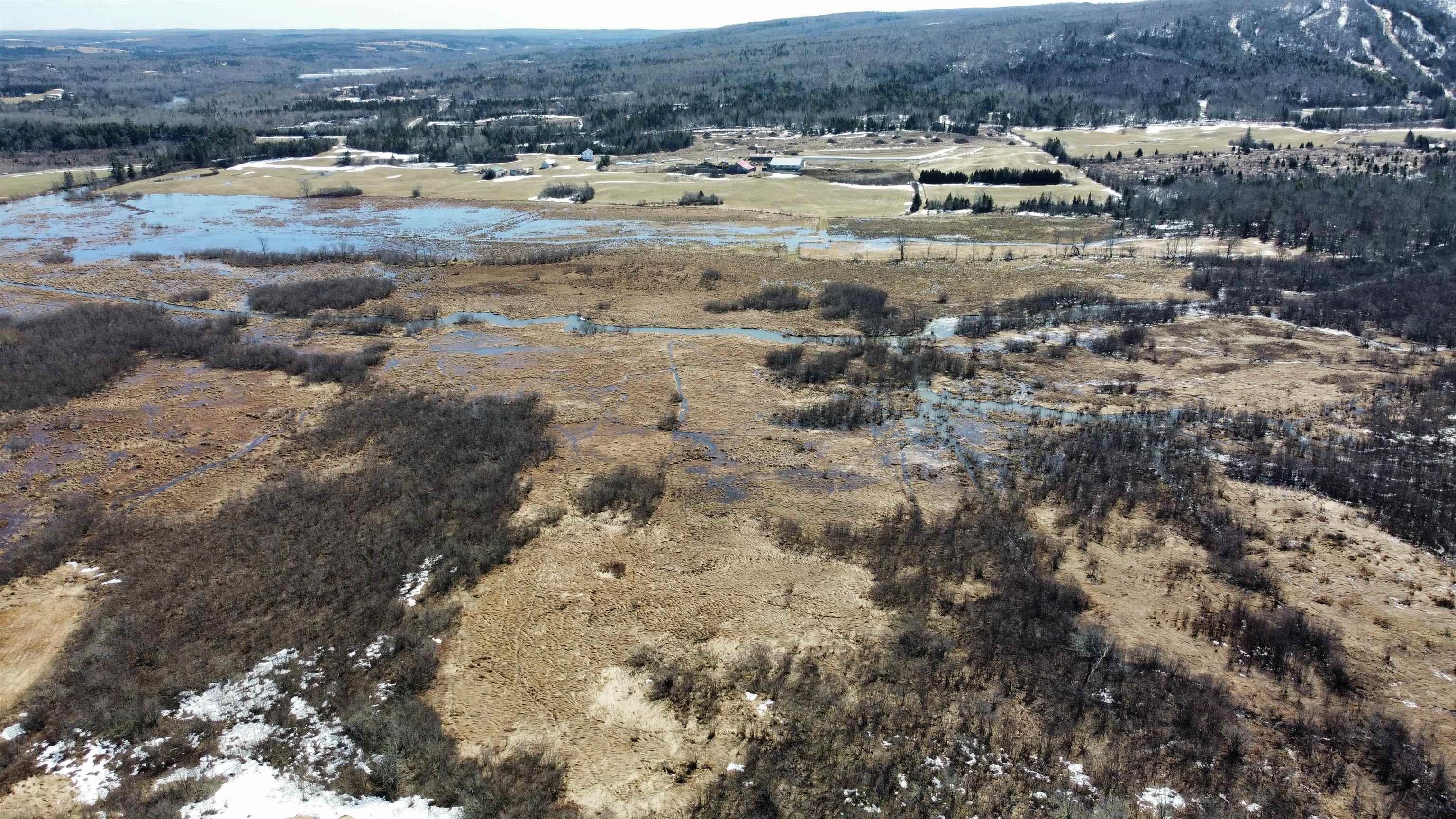 $39,999.00: Beaver meadow Road, Beaver Meadow