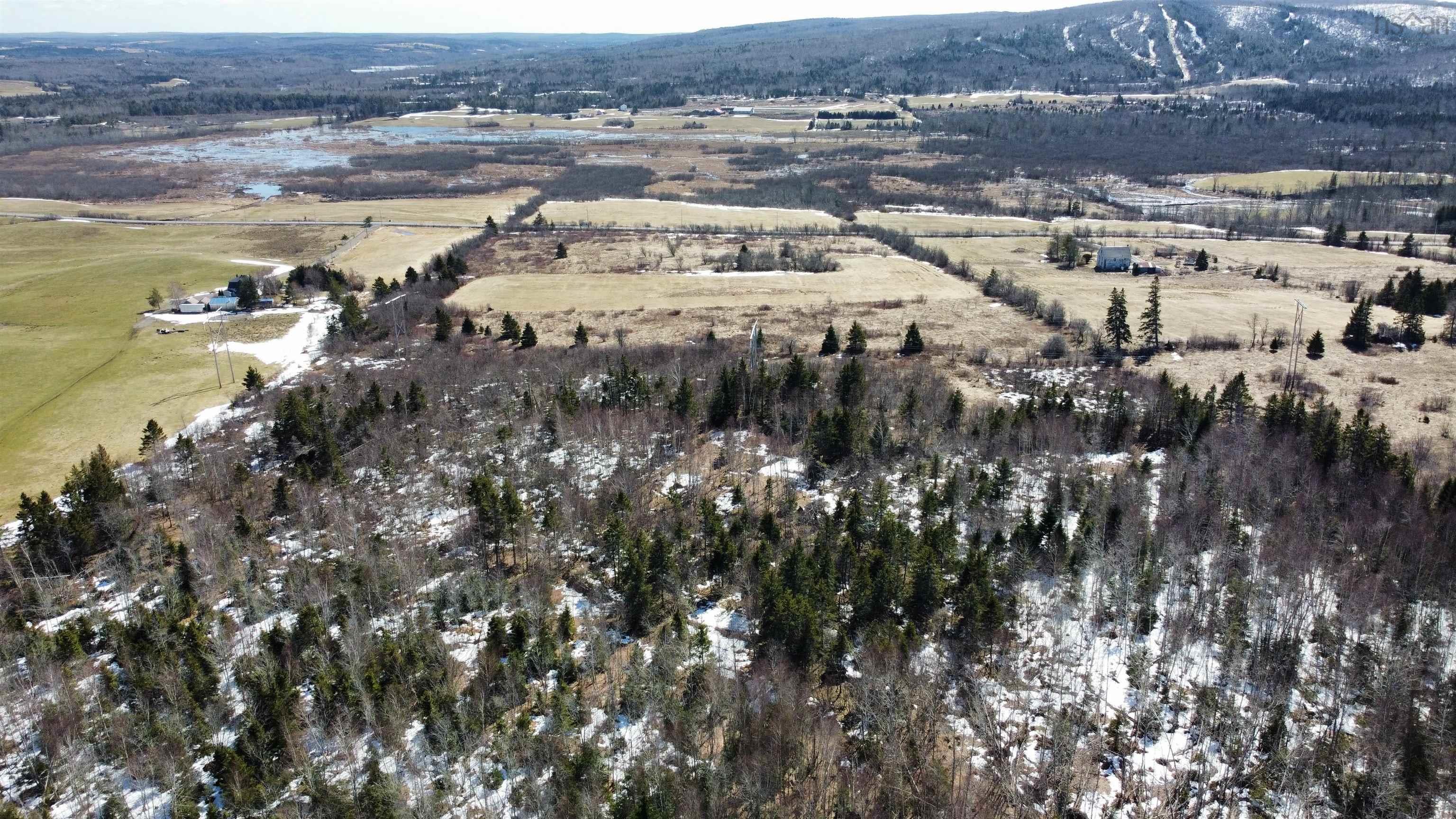 $82,500.00: BEAVER MEADOW Road, Beaver Meadow