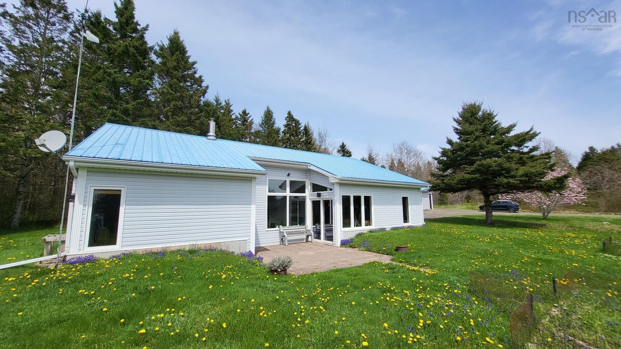 $369,900.00: 5047 Granville Road, Granville Ferry