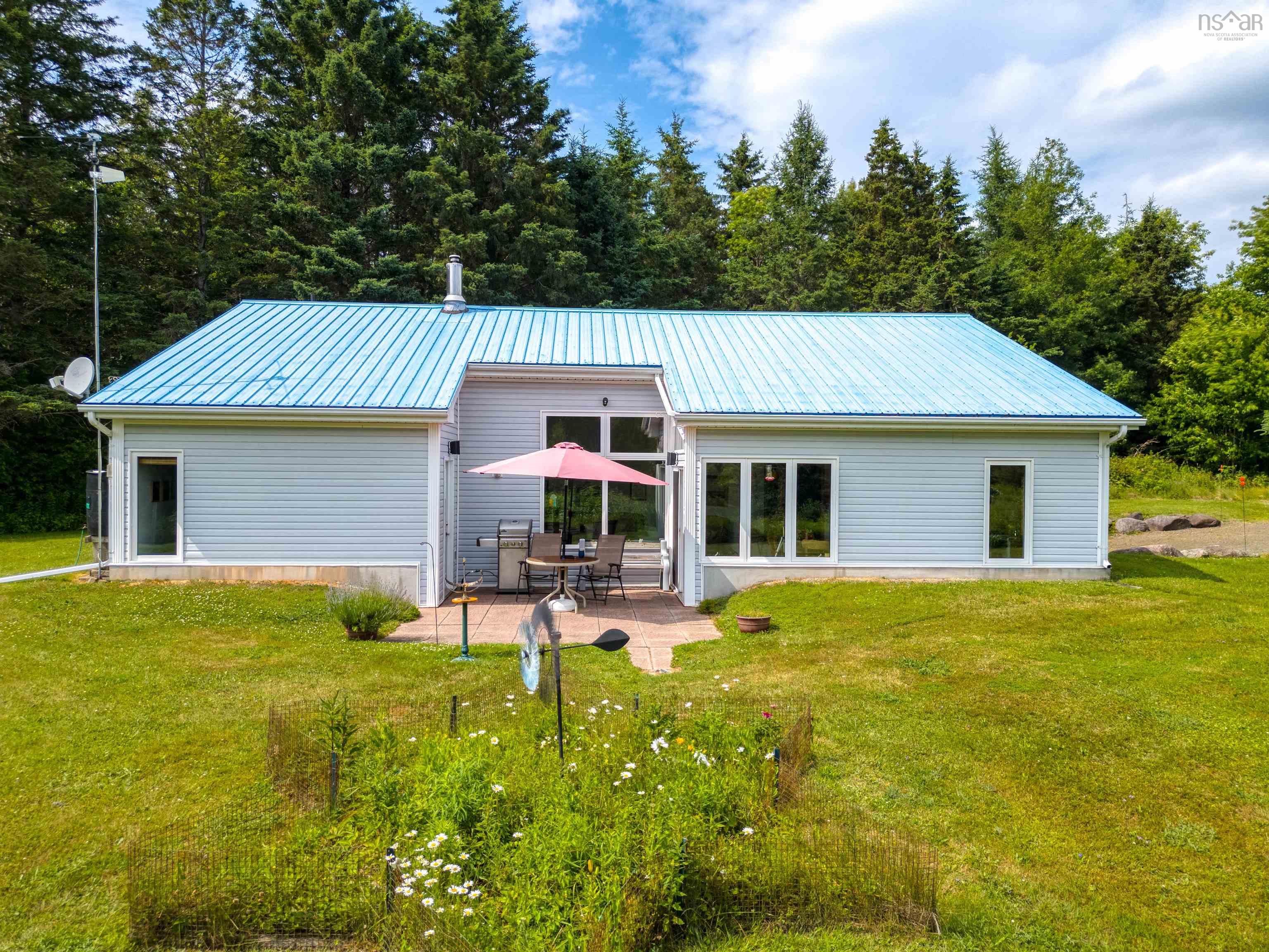 $369,900.00: 5047 Granville Road, Granville Ferry