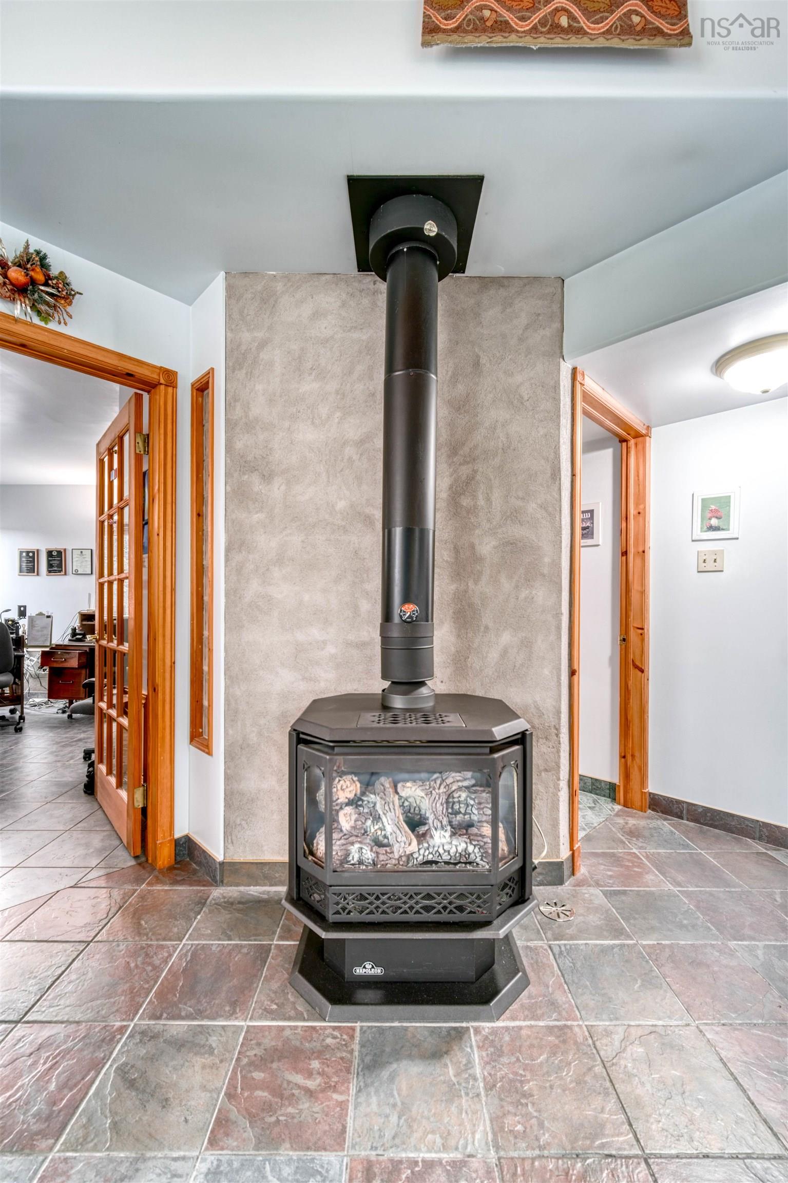 $369,900.00: 5047 Granville Road, Granville Ferry