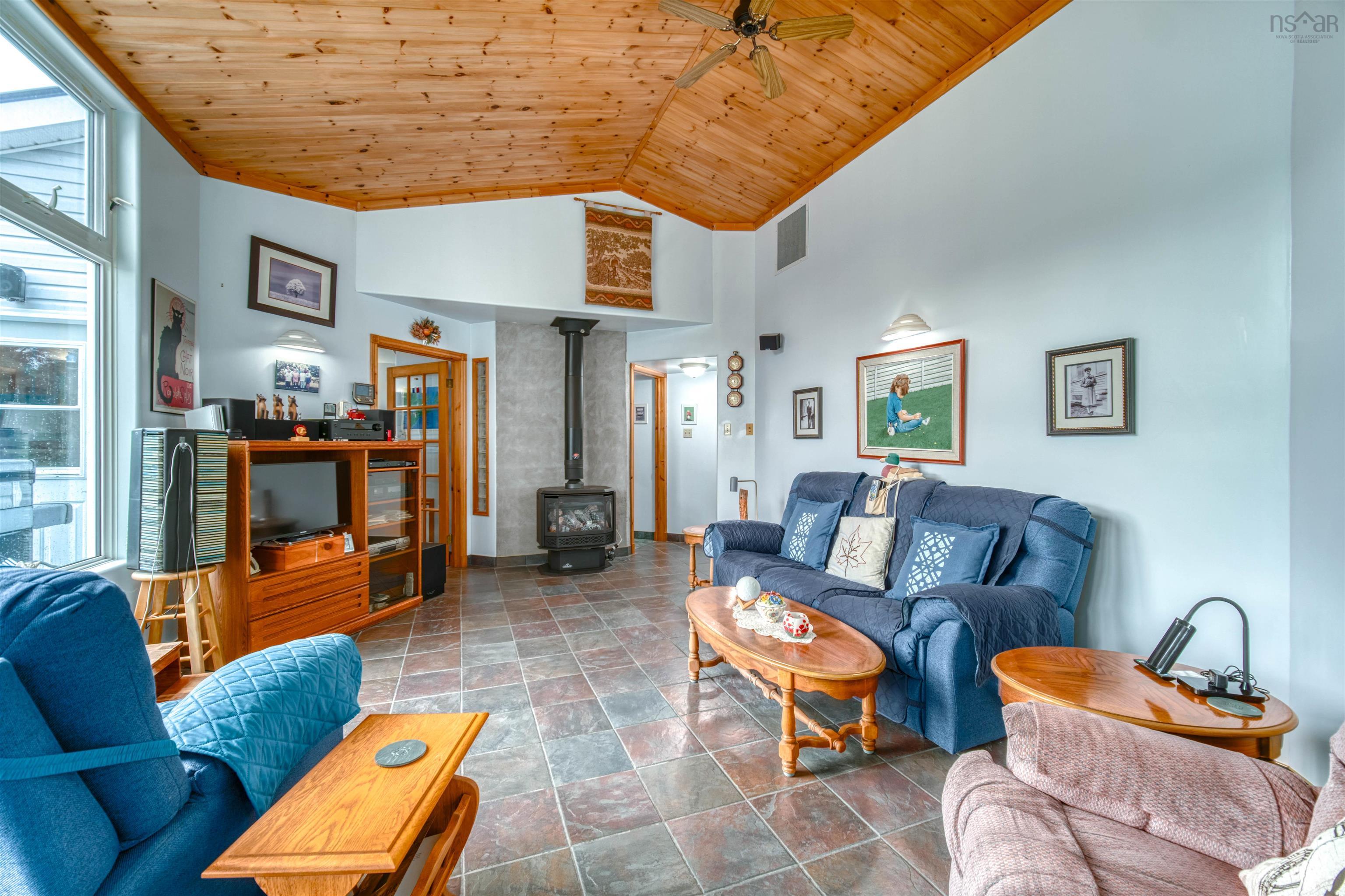 $369,900.00: 5047 Granville Road, Granville Ferry