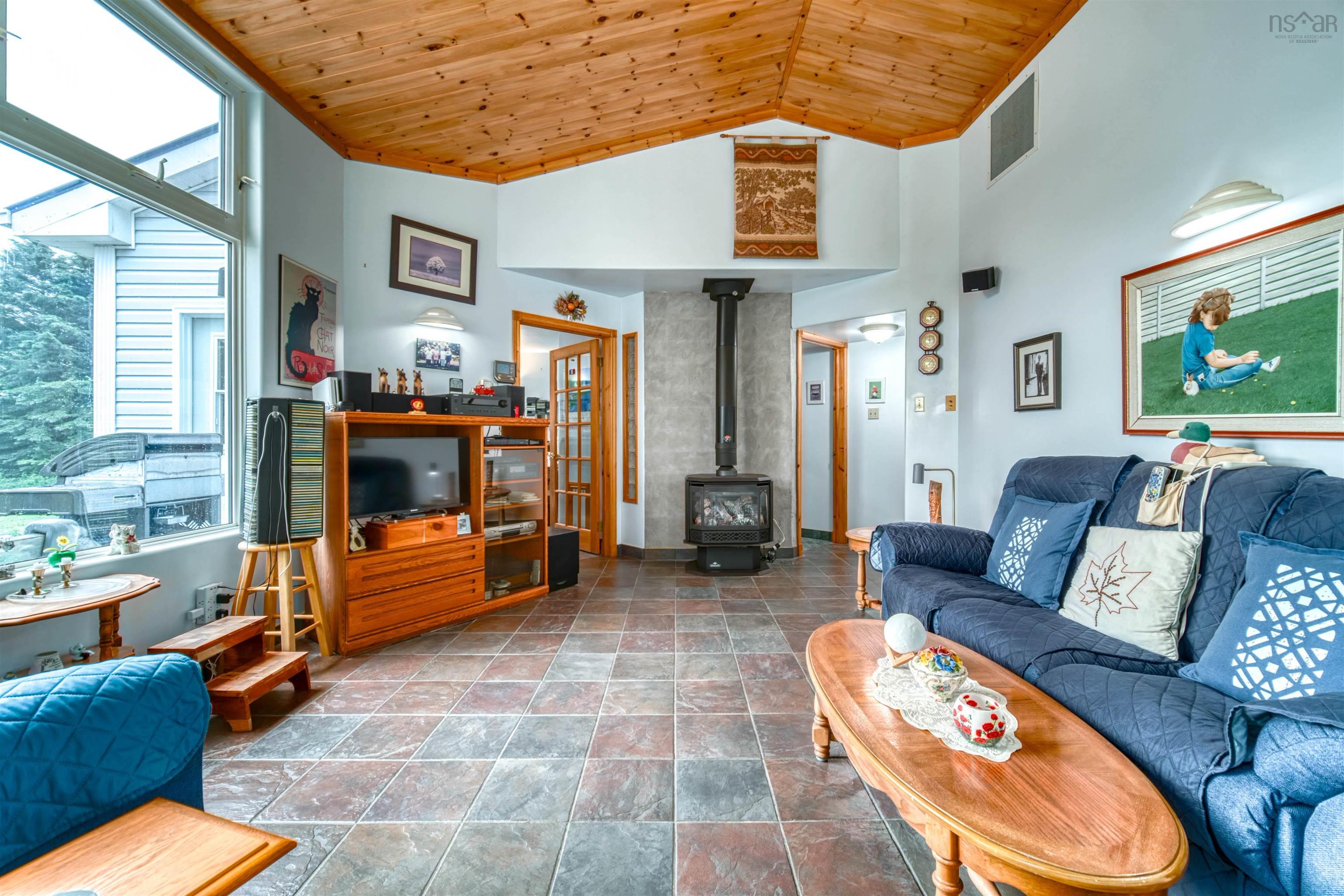 $369,900.00: 5047 Granville Road, Granville Ferry