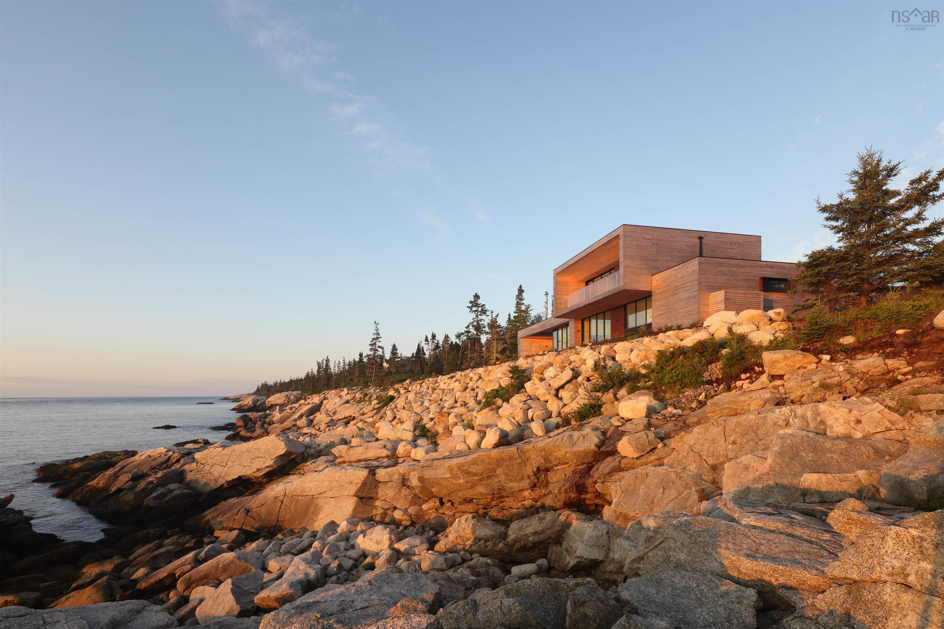 $4,475,000.00: 38 Island Watch Run, Northwest Cove