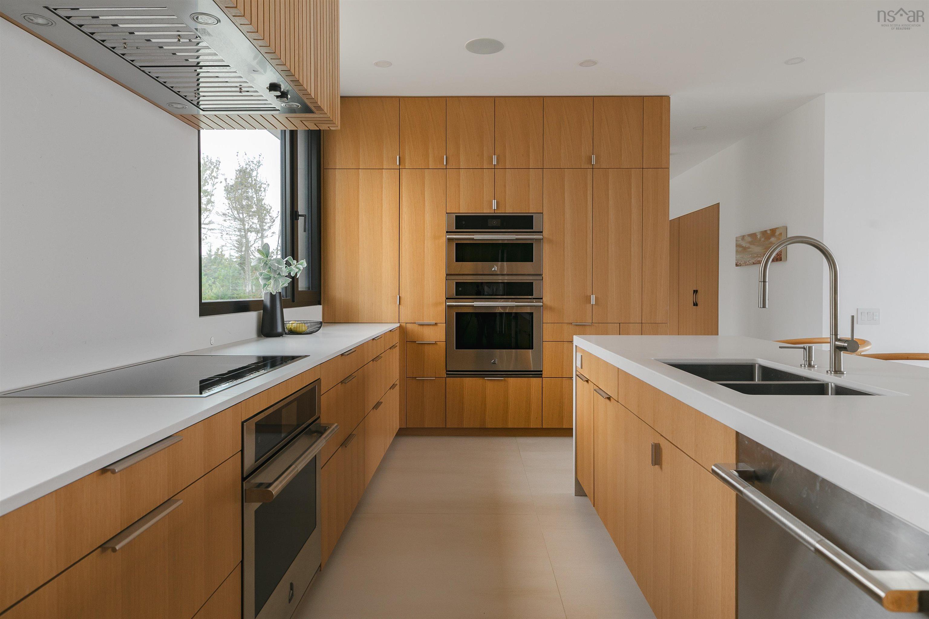 $4,475,000.00: 38 Island Watch Run, Northwest Cove