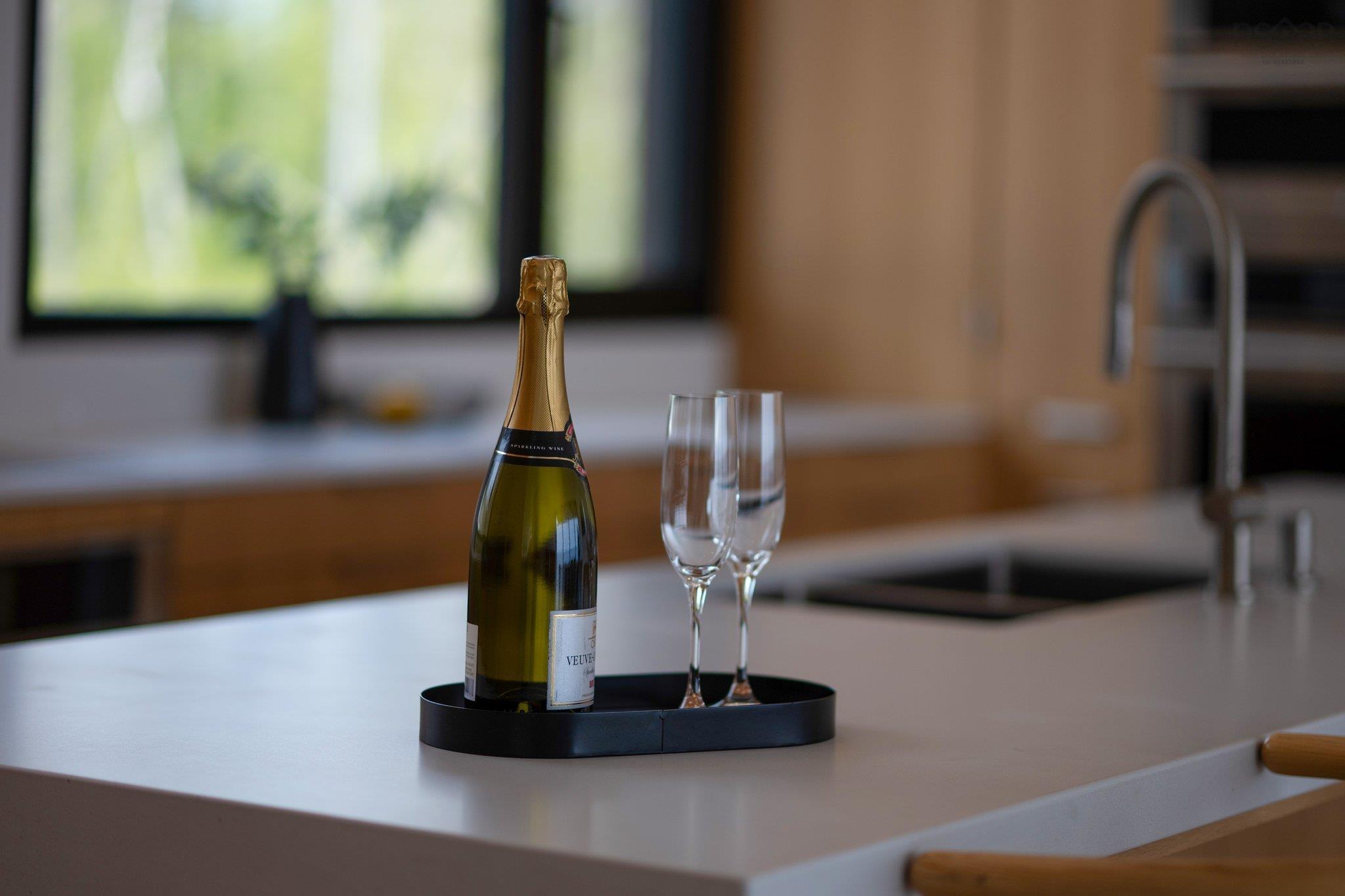 $4,475,000.00: 38 Island Watch Run, Northwest Cove