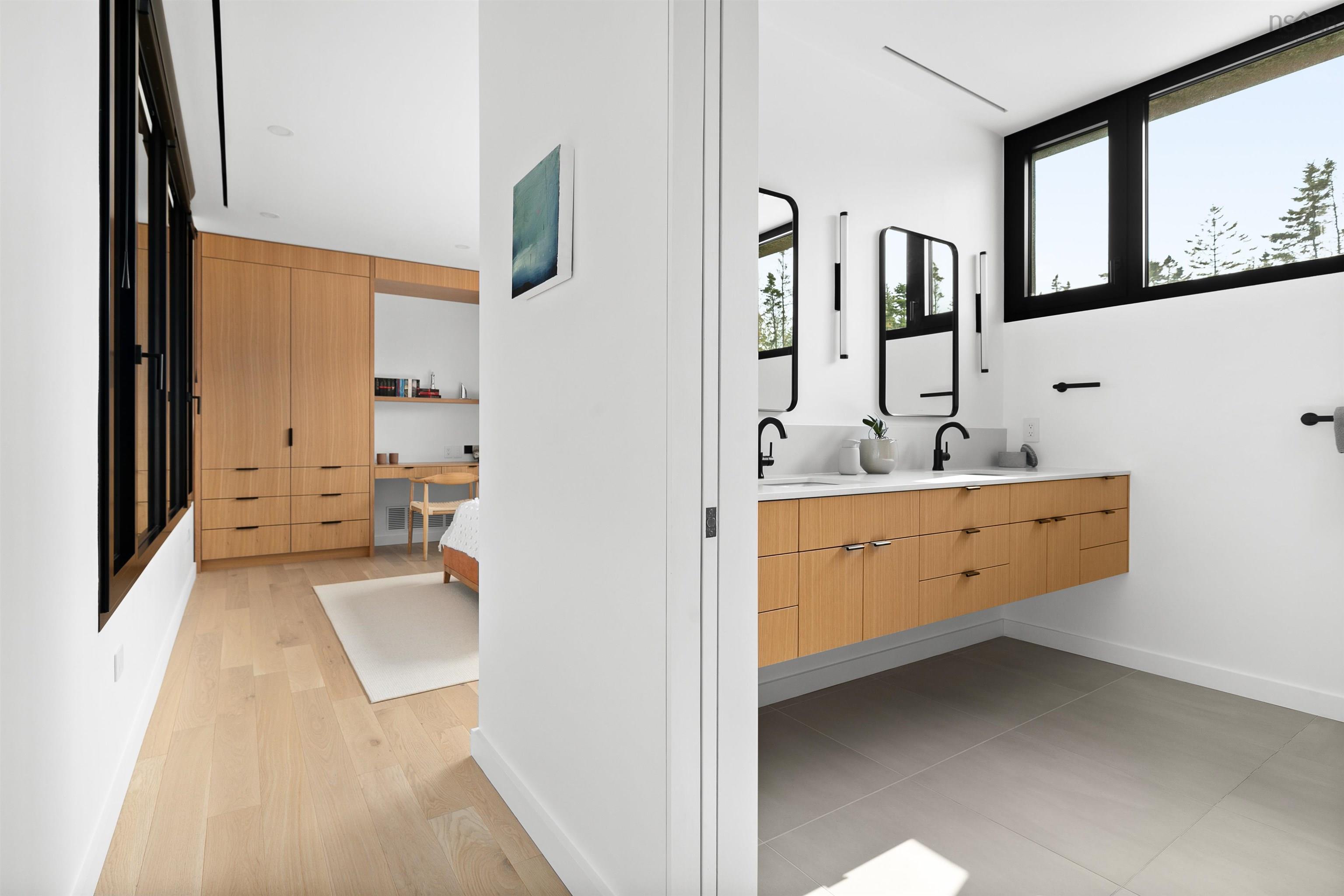 $4,475,000.00: 38 Island Watch Run, Northwest Cove