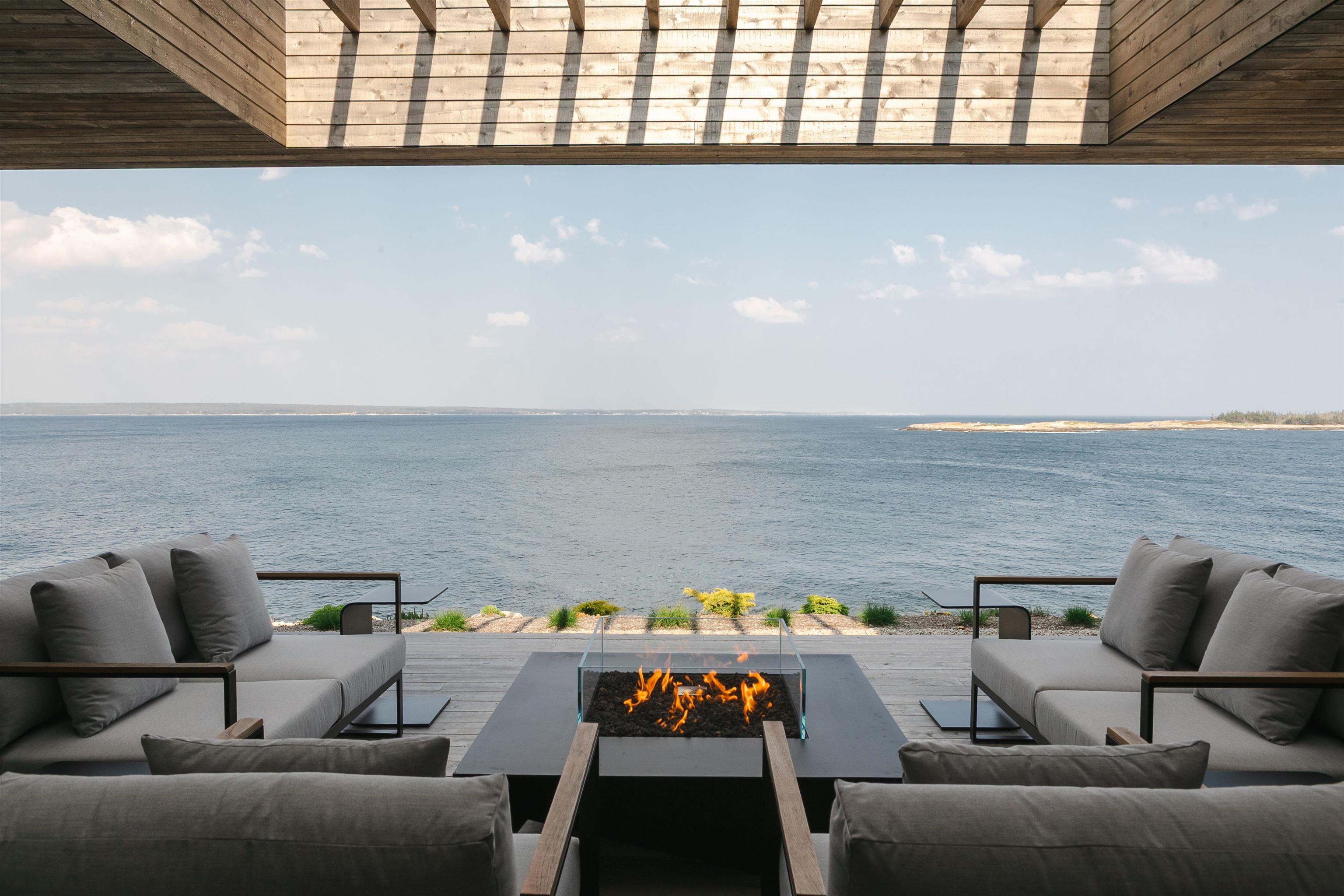 $4,475,000.00: 38 Island Watch Run, Northwest Cove