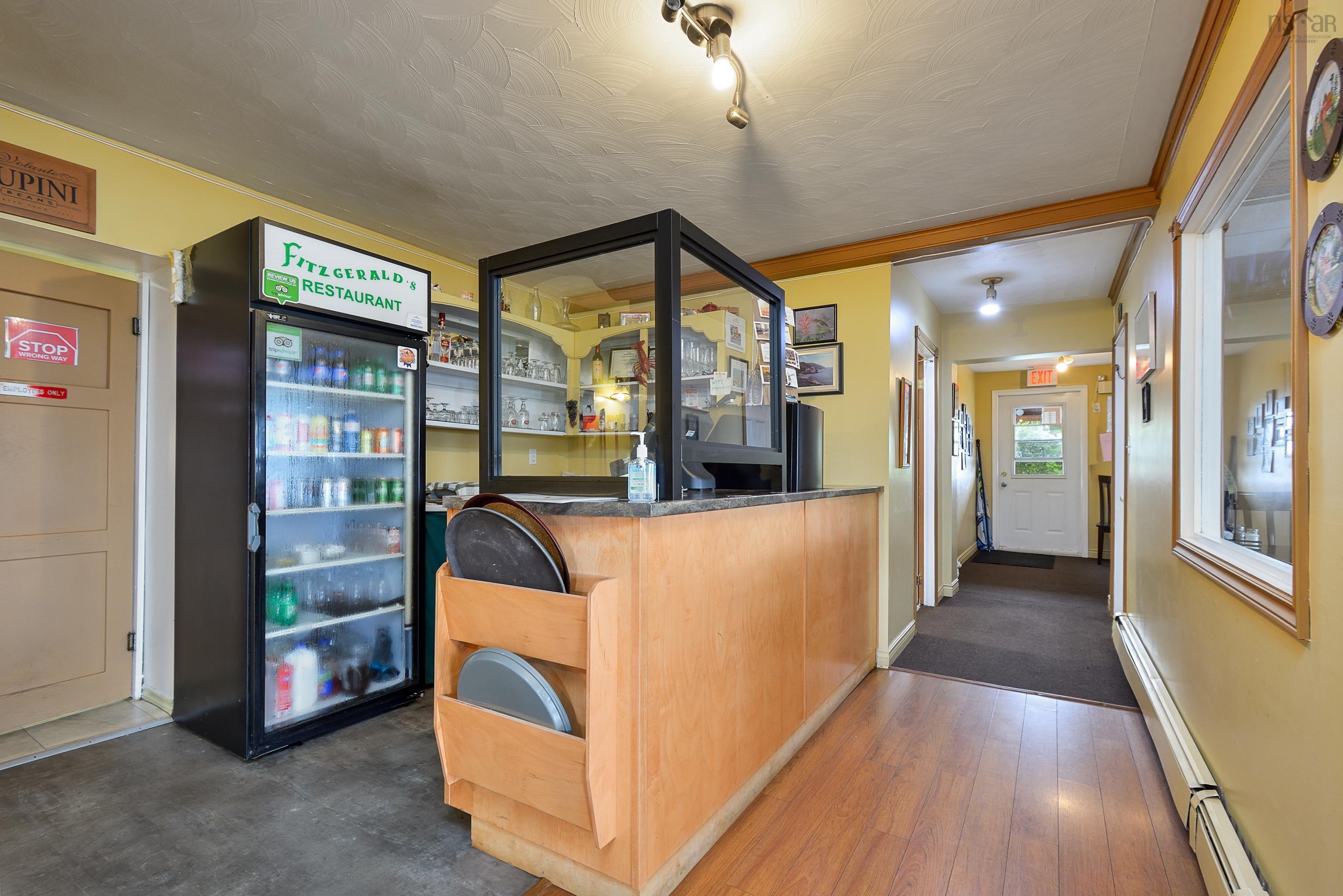 $299,999.00: 785 105 Highway, Boularderie East