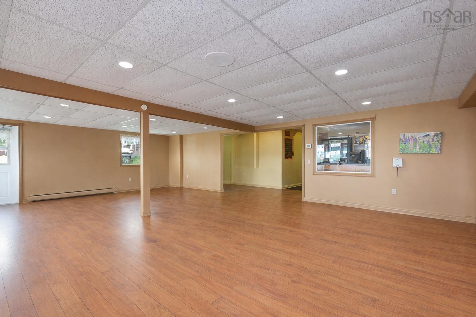 $299,999.00: 785 105 Highway, Boularderie East