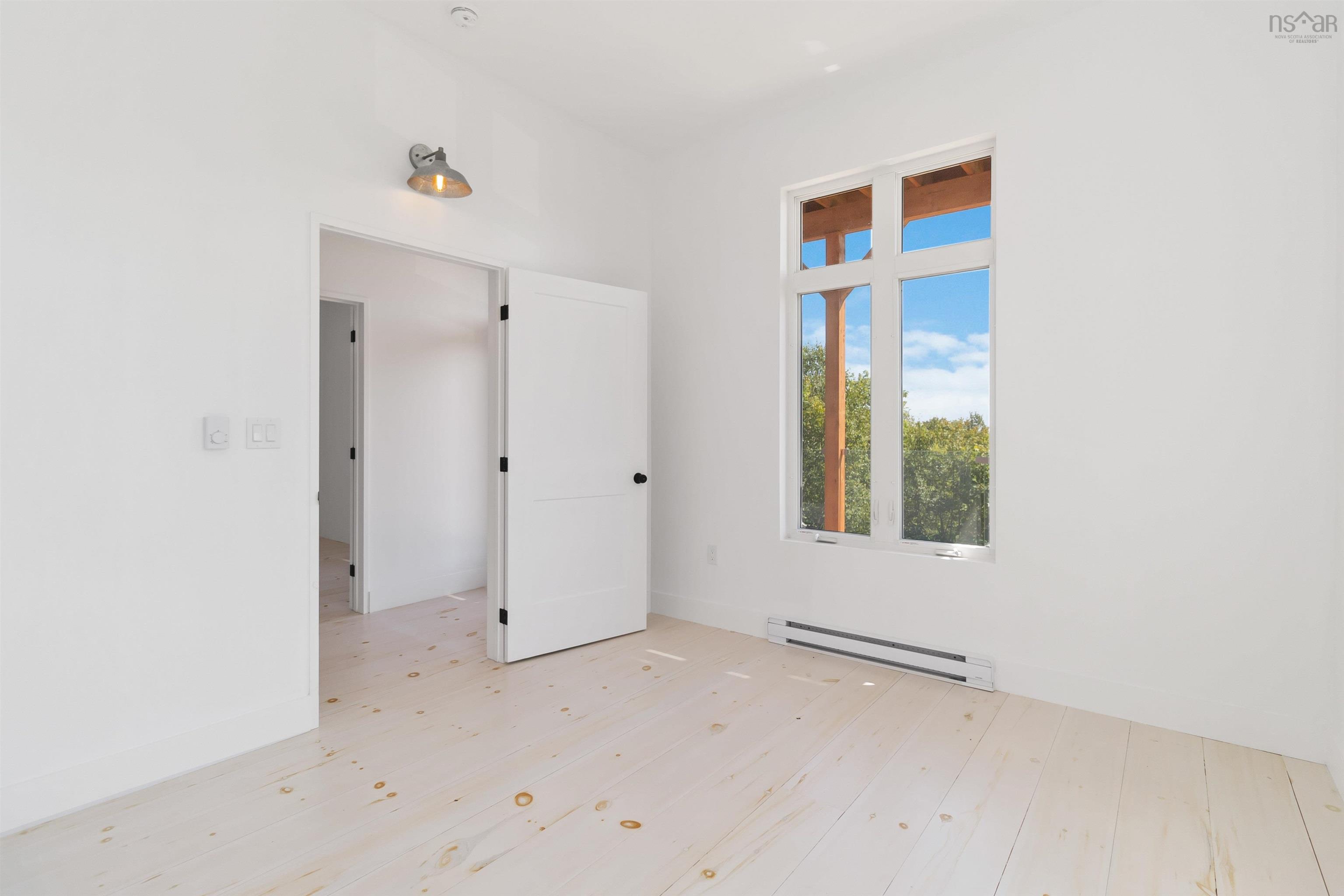 $595,000.00: 119 Everetts Way, Hunts Point