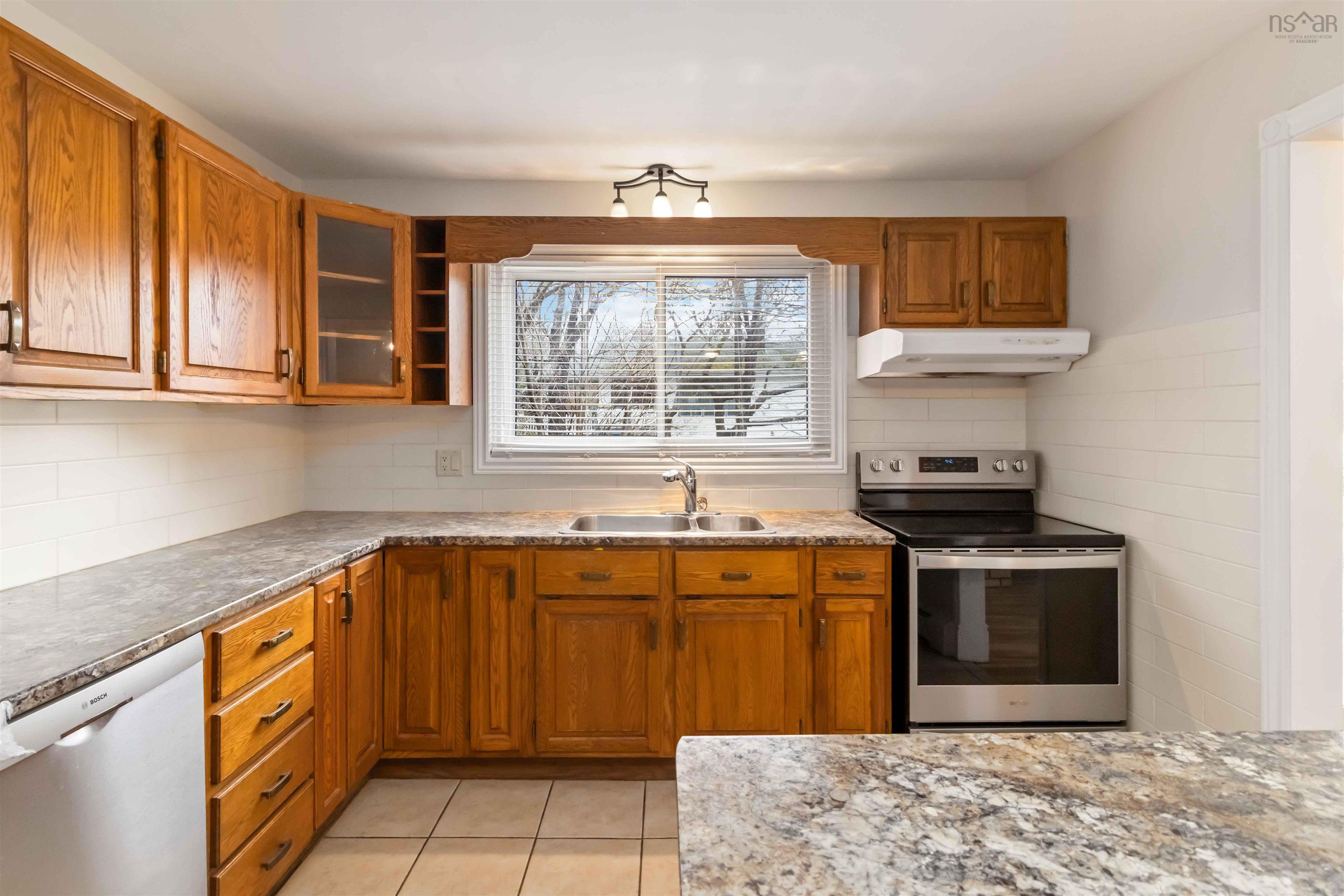 9 Birkdale Crescent, Clayton Park, NS (MLS 202605970)