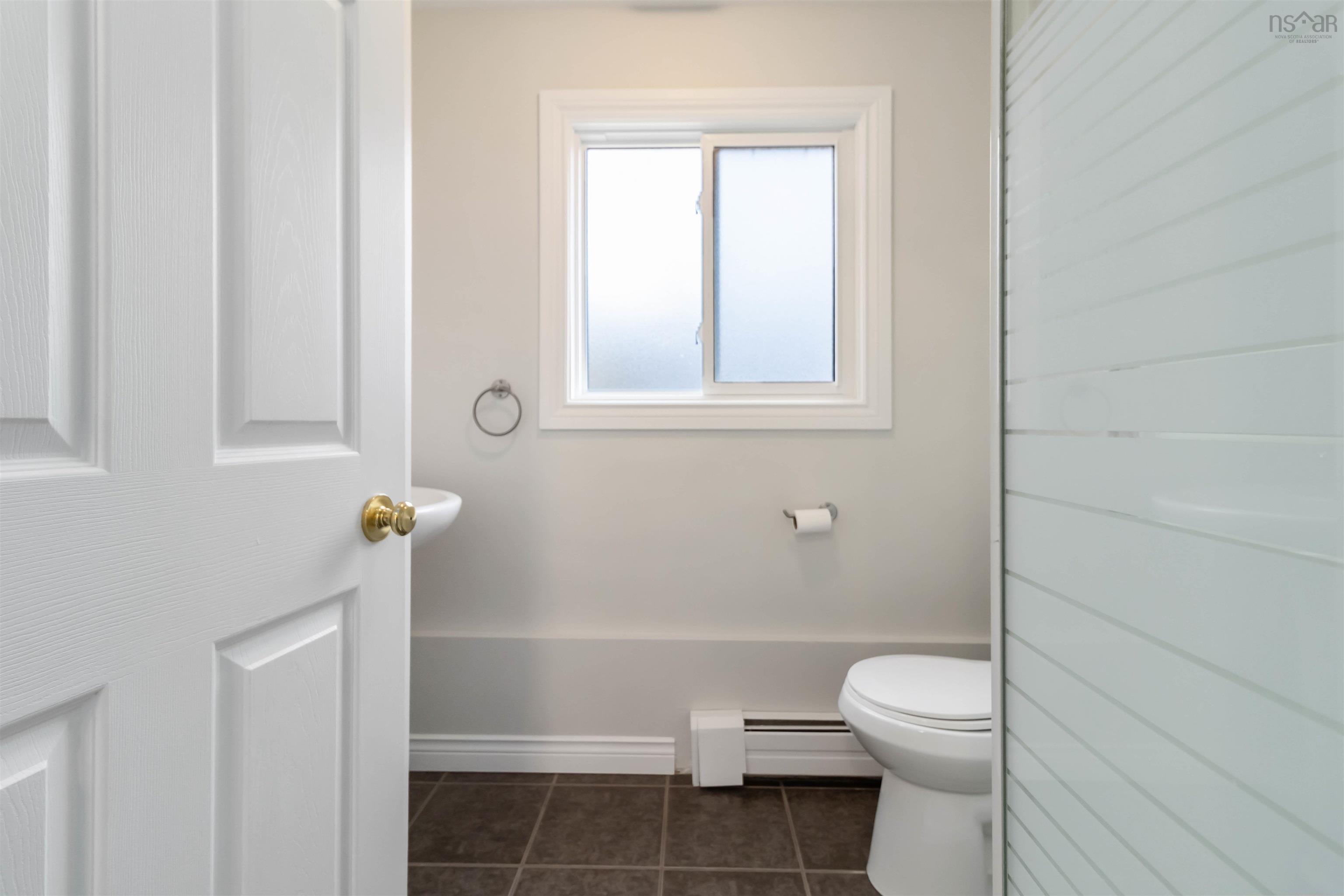 9 Birkdale Crescent, Clayton Park, NS (MLS 202605970)