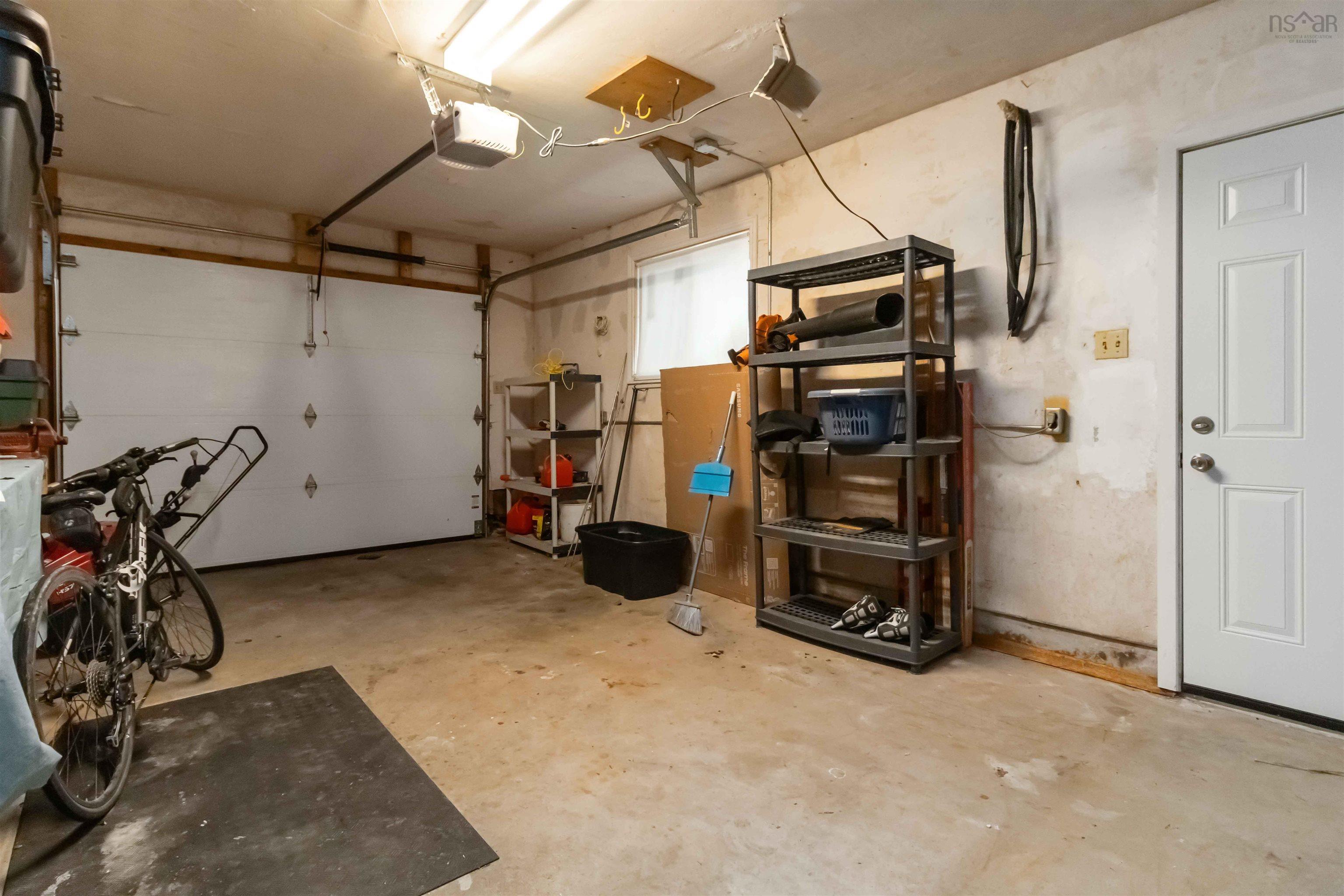 9 Birkdale Crescent, Clayton Park, NS (MLS 202605970)