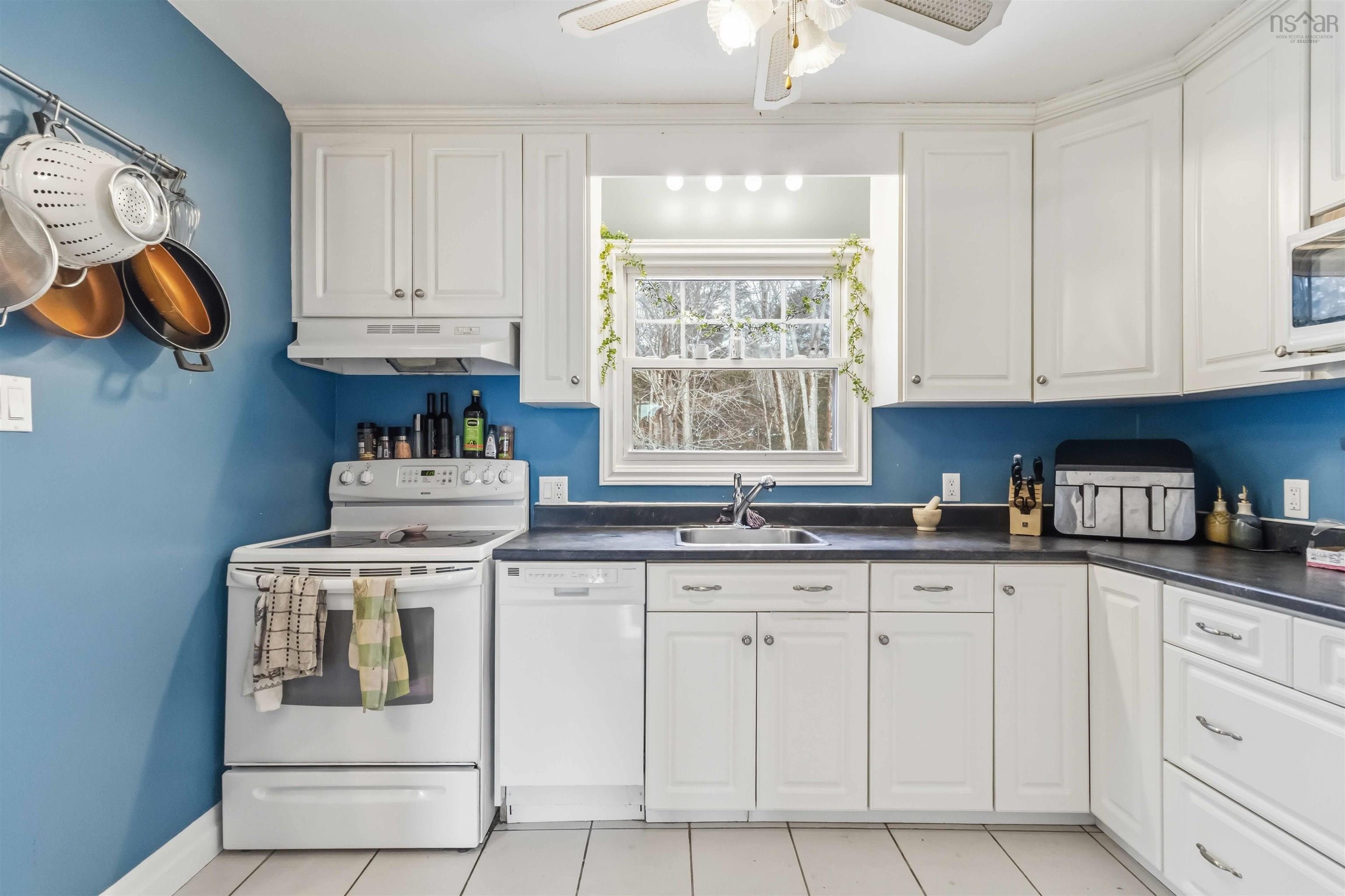 12/14 Laurie Street, Waverley, NS (MLS 202605980)