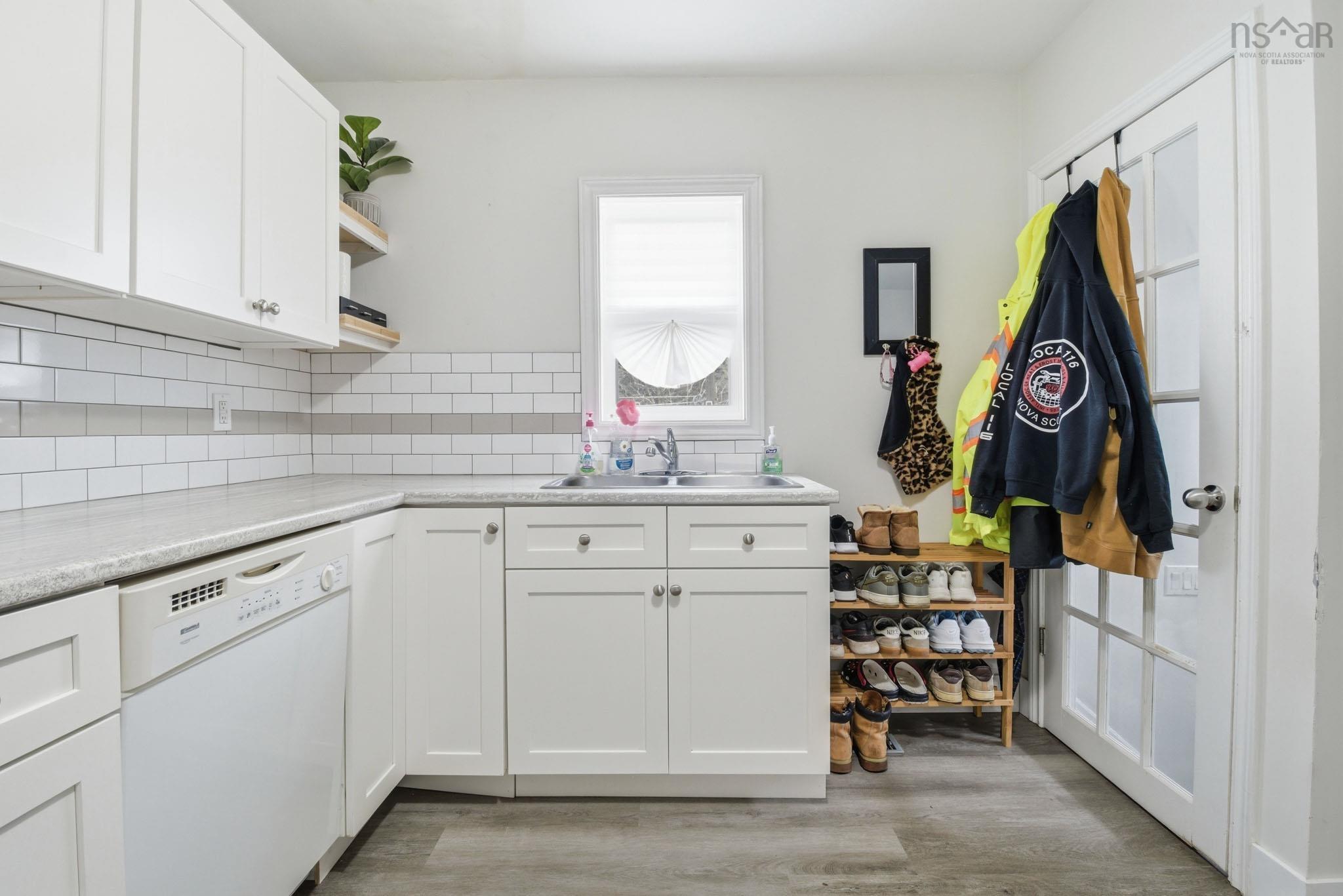 189 Old Beaver Bank Road, Lower Sackville, NS (MLS 202605982)