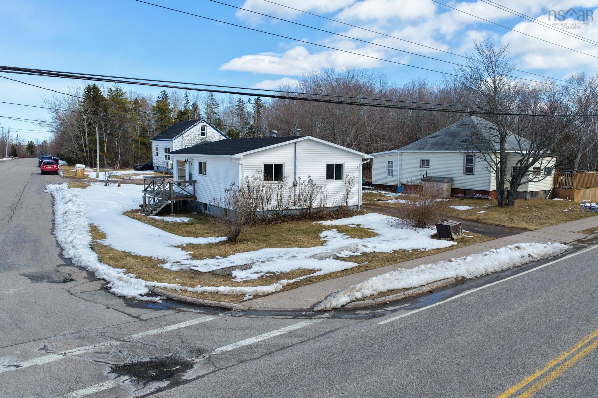 $219,000.00: 228 Murphy Road, Westmount
