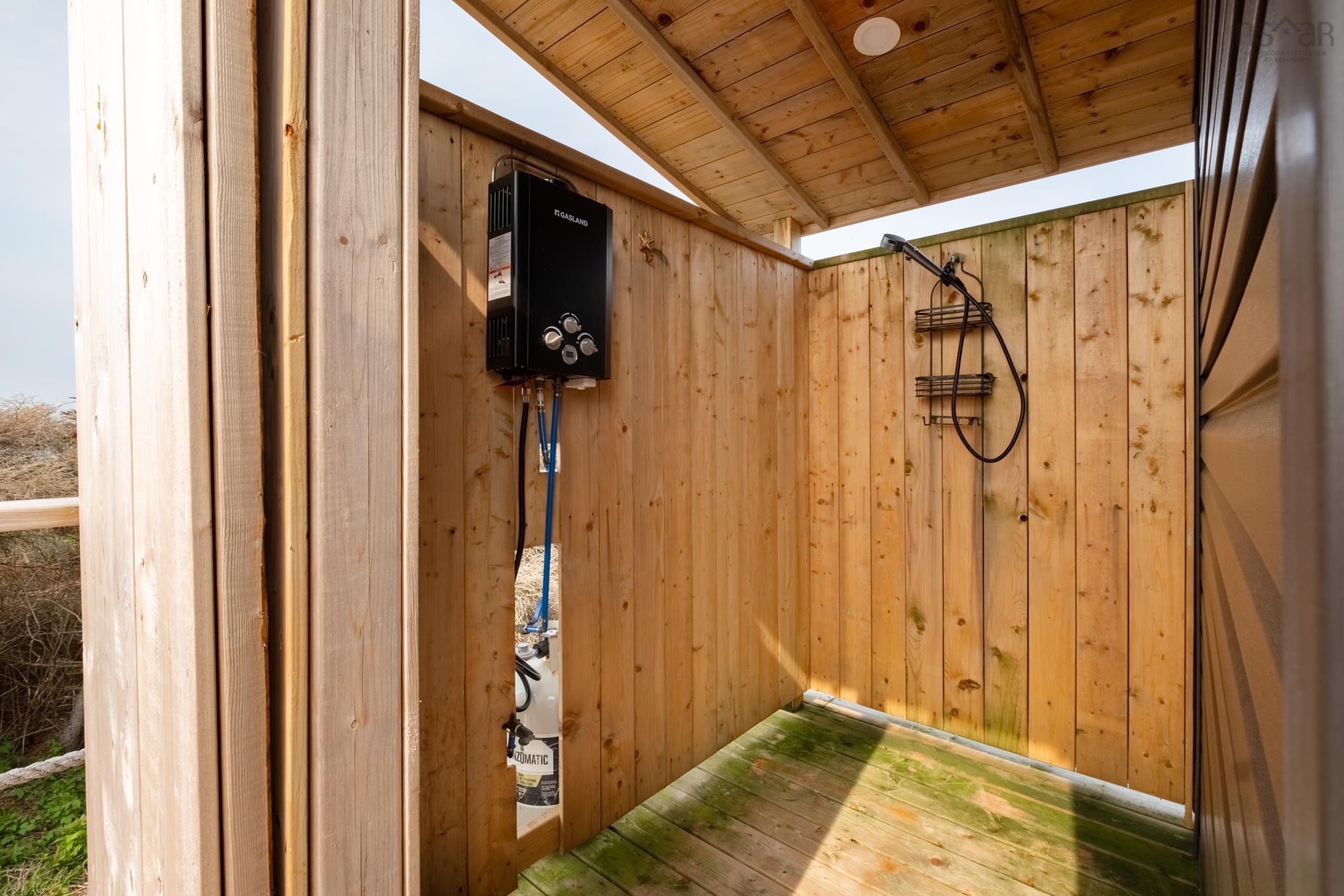 8 Simmons Island, West Dover, NS (MLS 202605989)