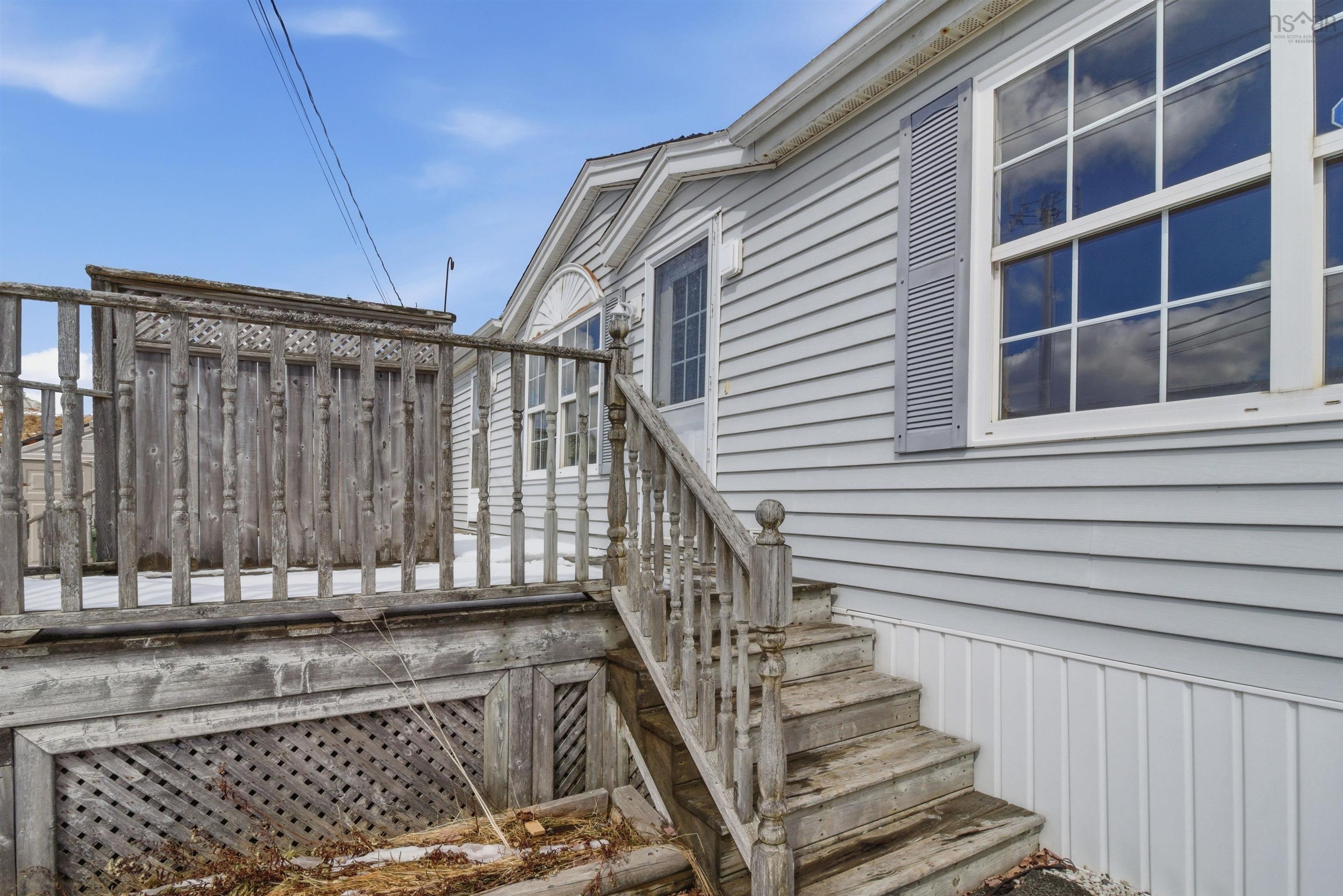32 Pine Street, Eastern Passage, NS (MLS 202606004)