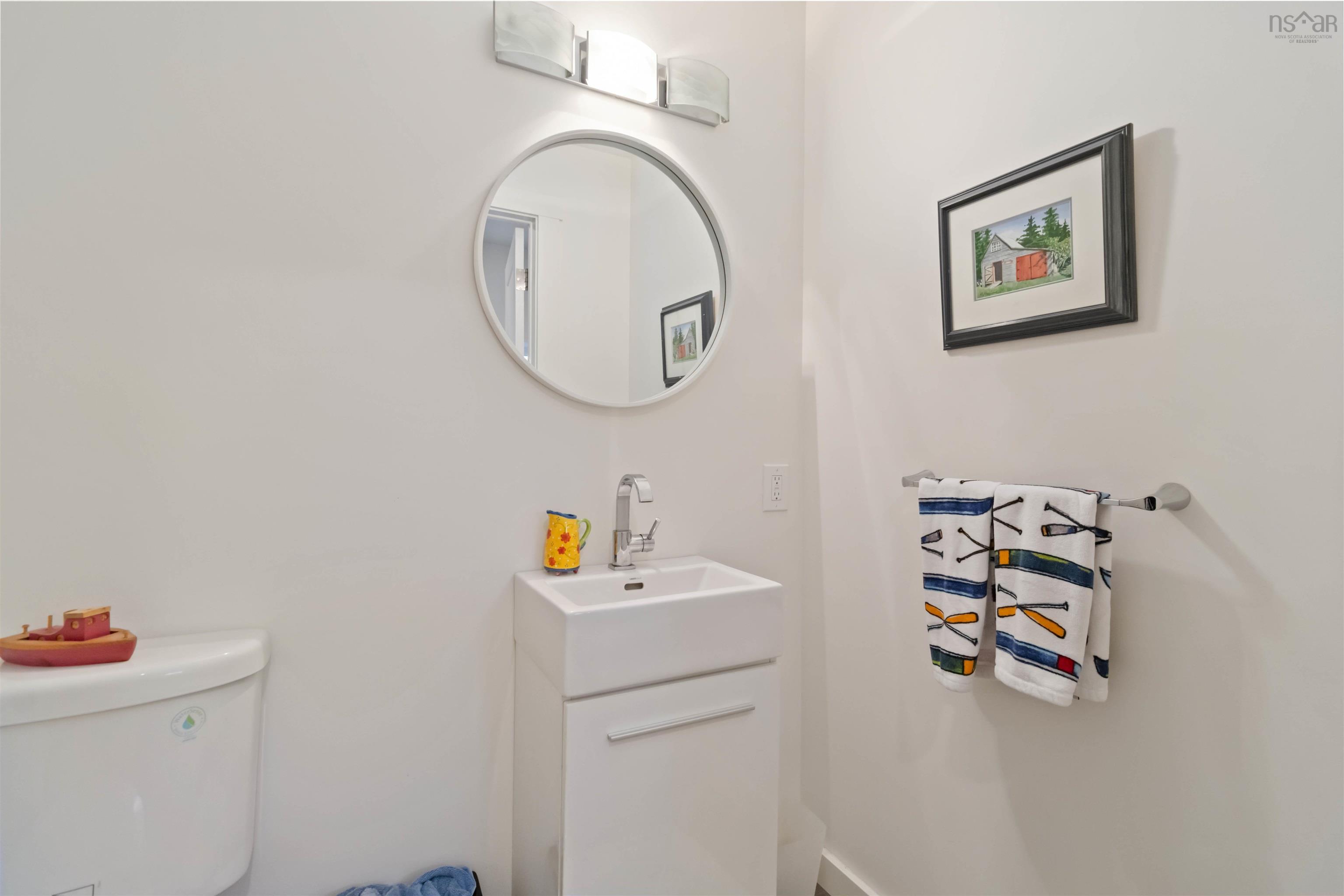$399,900.00: 10 Silver Rock Road, Hunts Point