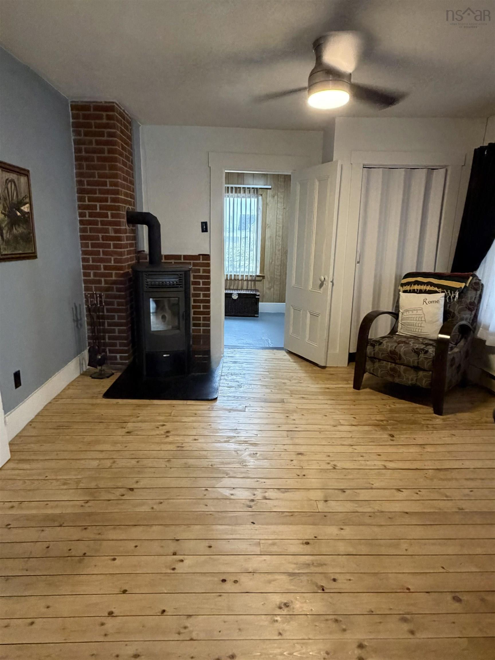 $199,900.00: 637 Highway 335, West Pubnico