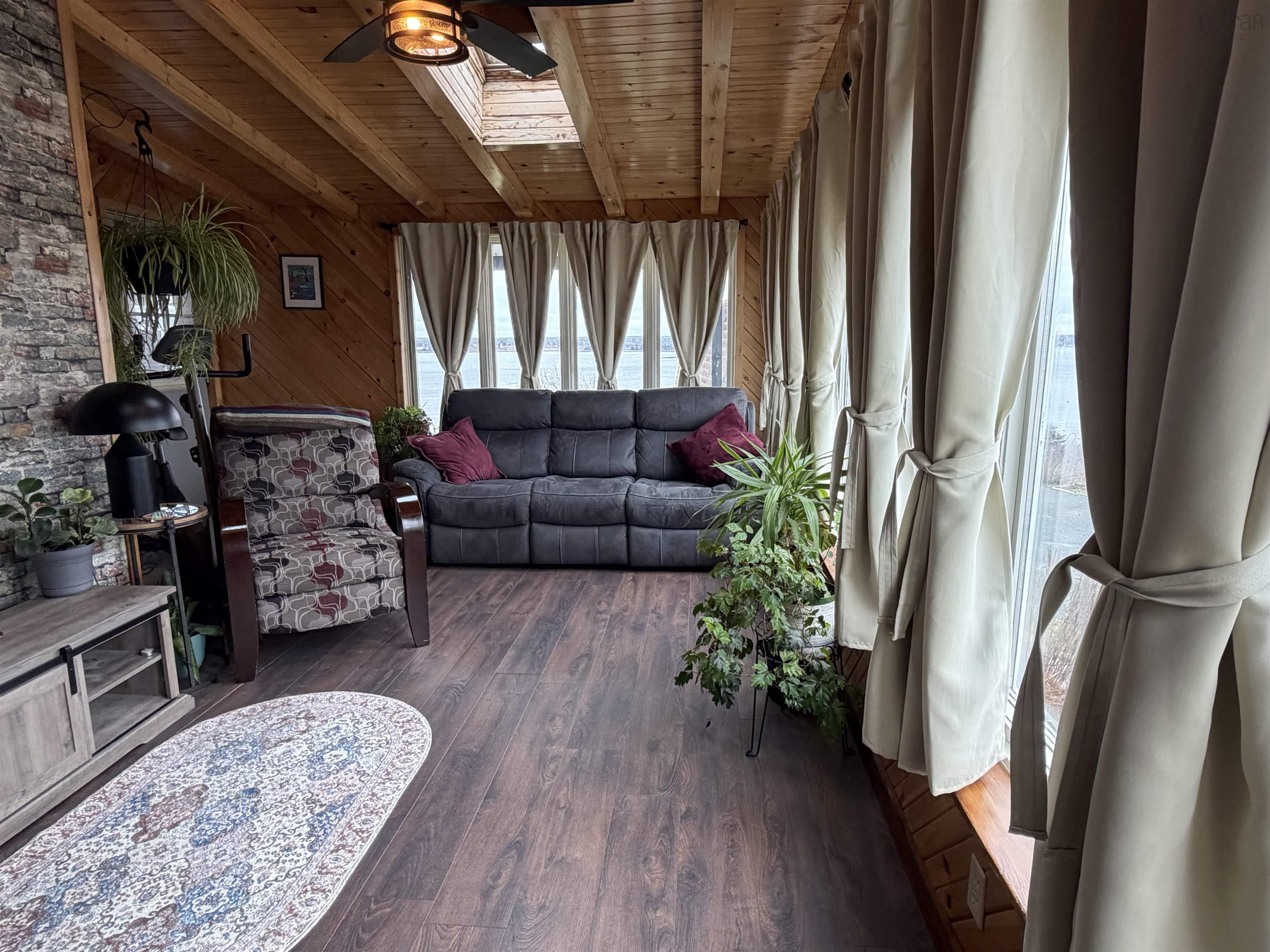 $199,900.00: 637 Highway 335, West Pubnico