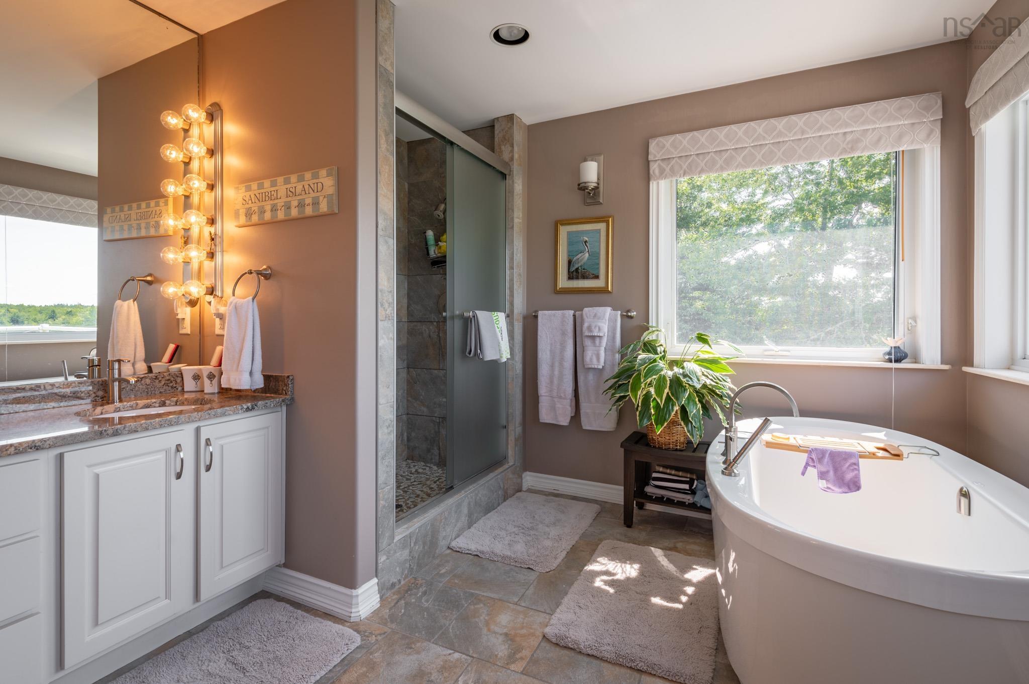 47 Long Lake Drive, Kingswood, NS (MLS 202606012)