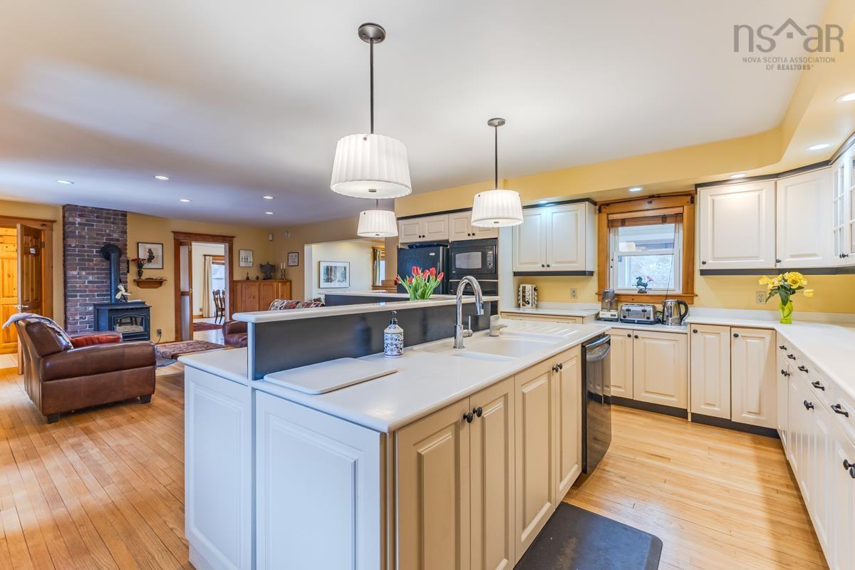 $775,000.00: 161 HIGHWAY 311 Loop, Balfron