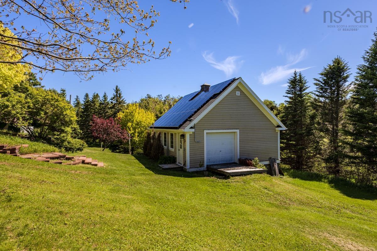 $775,000.00: 161 HIGHWAY 311 Loop, Balfron